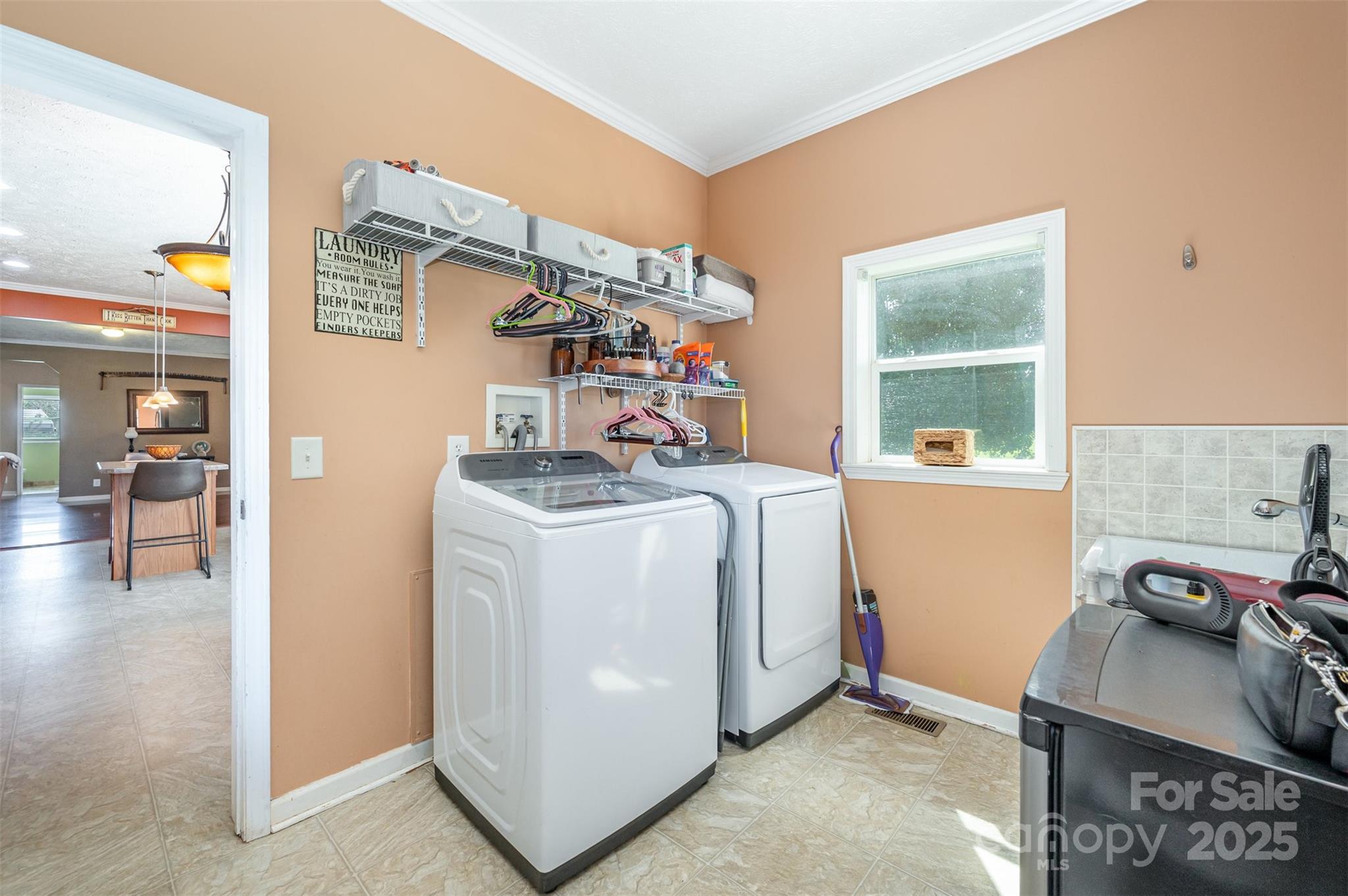 326 Dowell Road Unit: 1