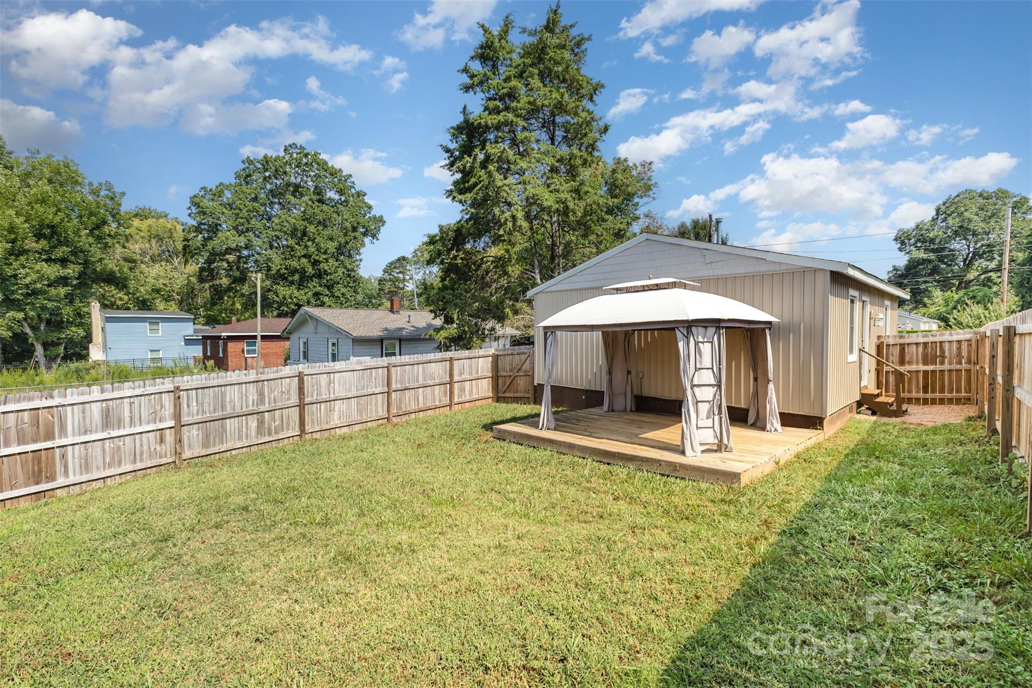 294 Melrose Drive SW