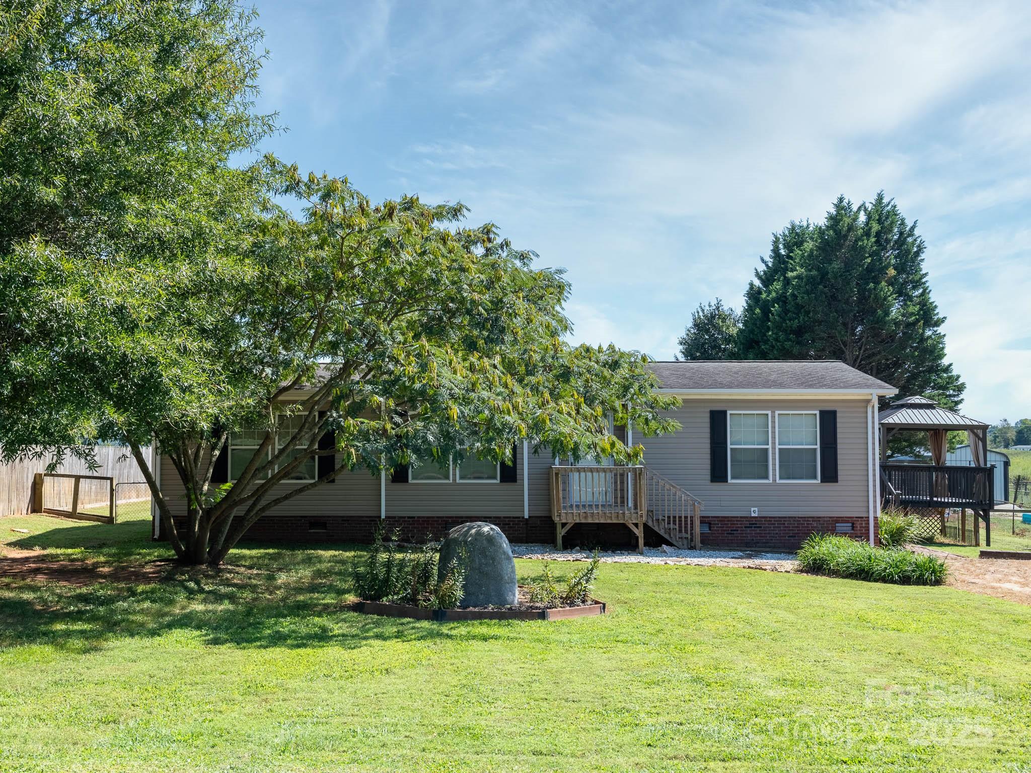 107 White Ridge Lane