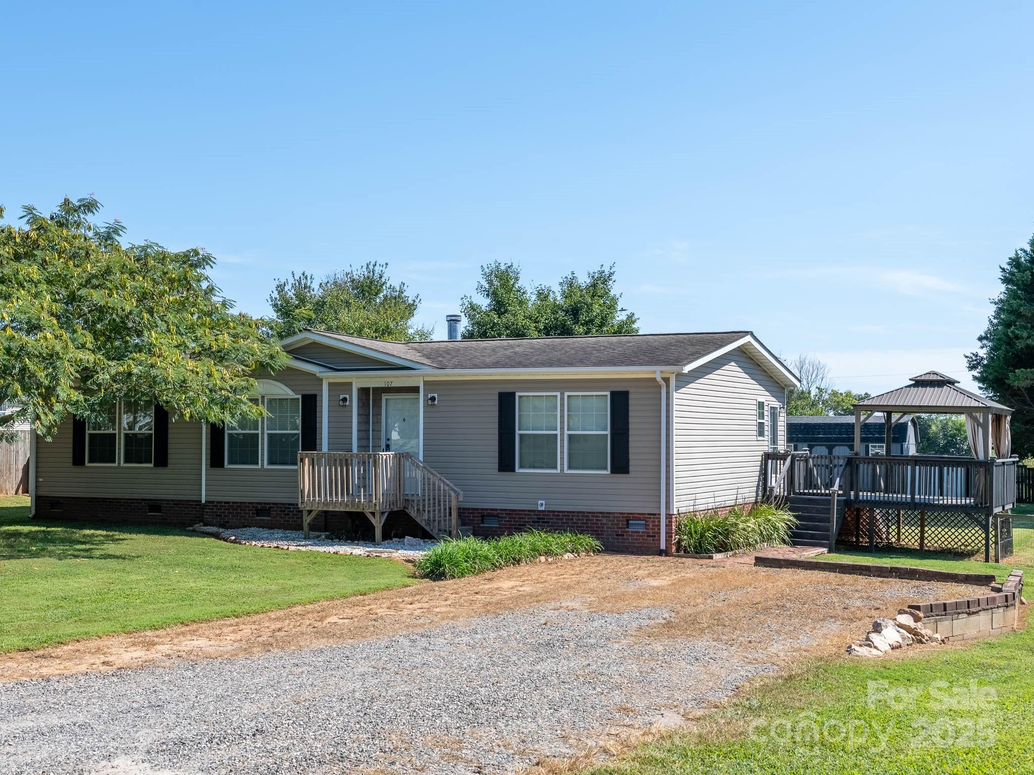 107 White Ridge Lane