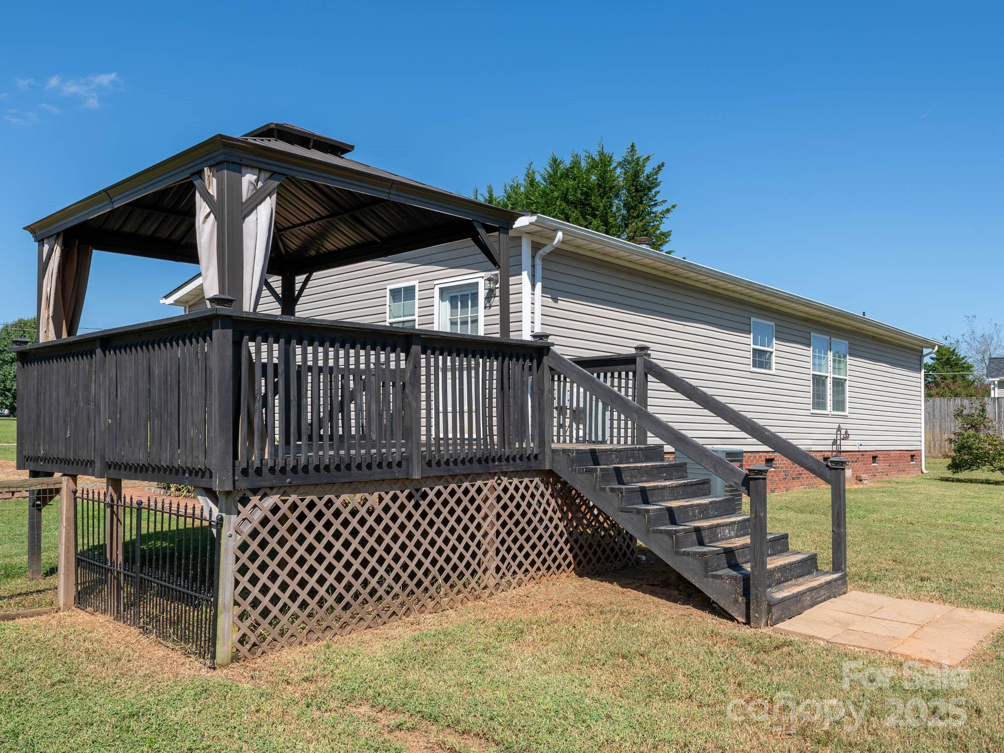 107 White Ridge Lane