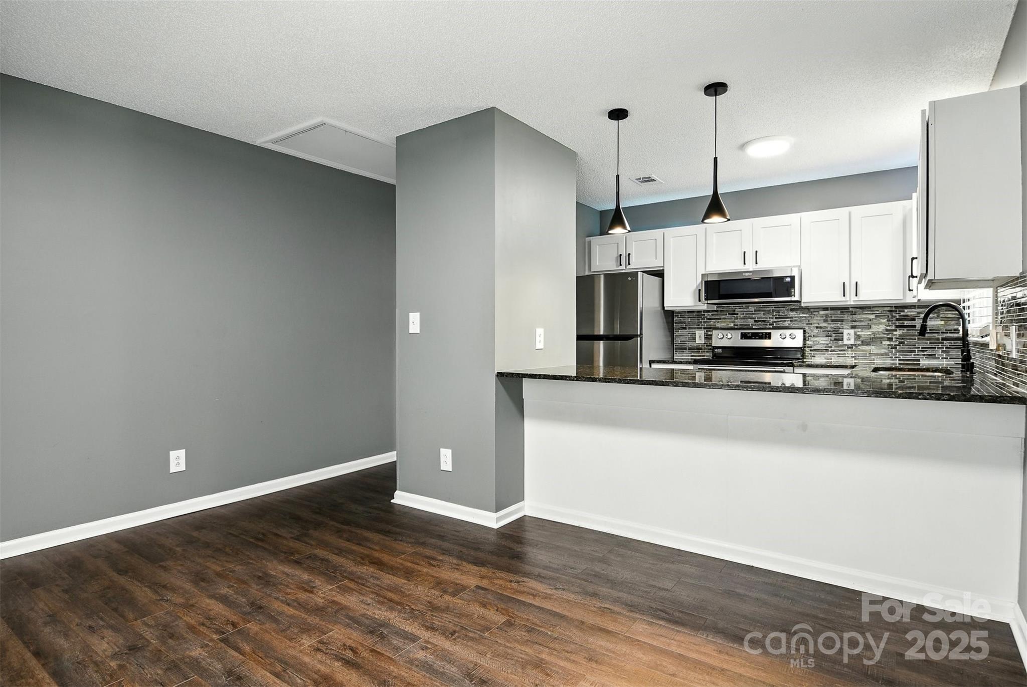 102 Brandywine Drive NE Unit: E-1