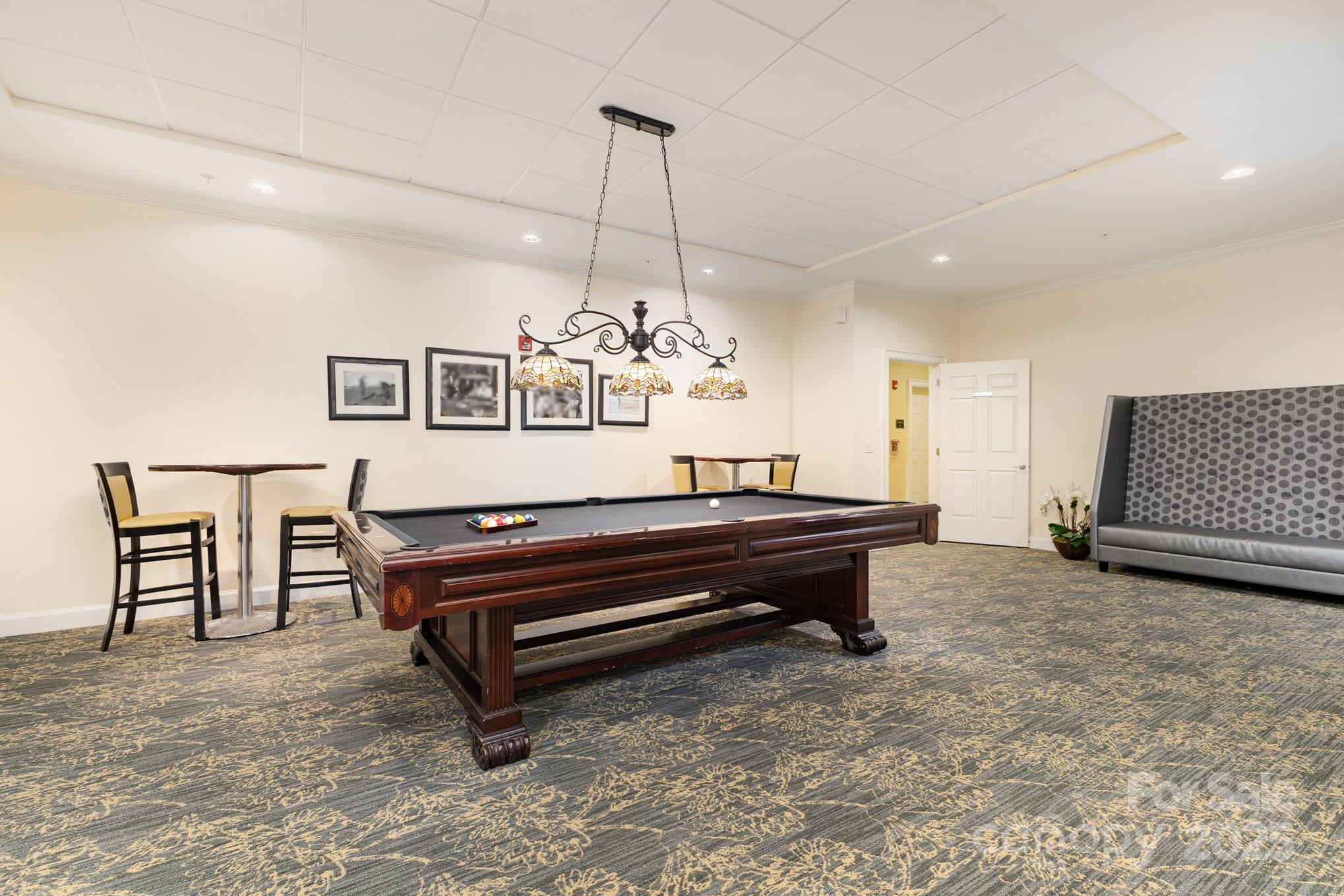 300 W 5th Street Unit: 250