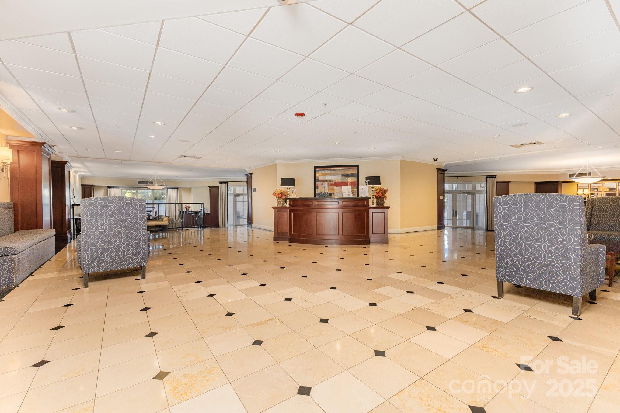 300 W 5th Street Unit: 250