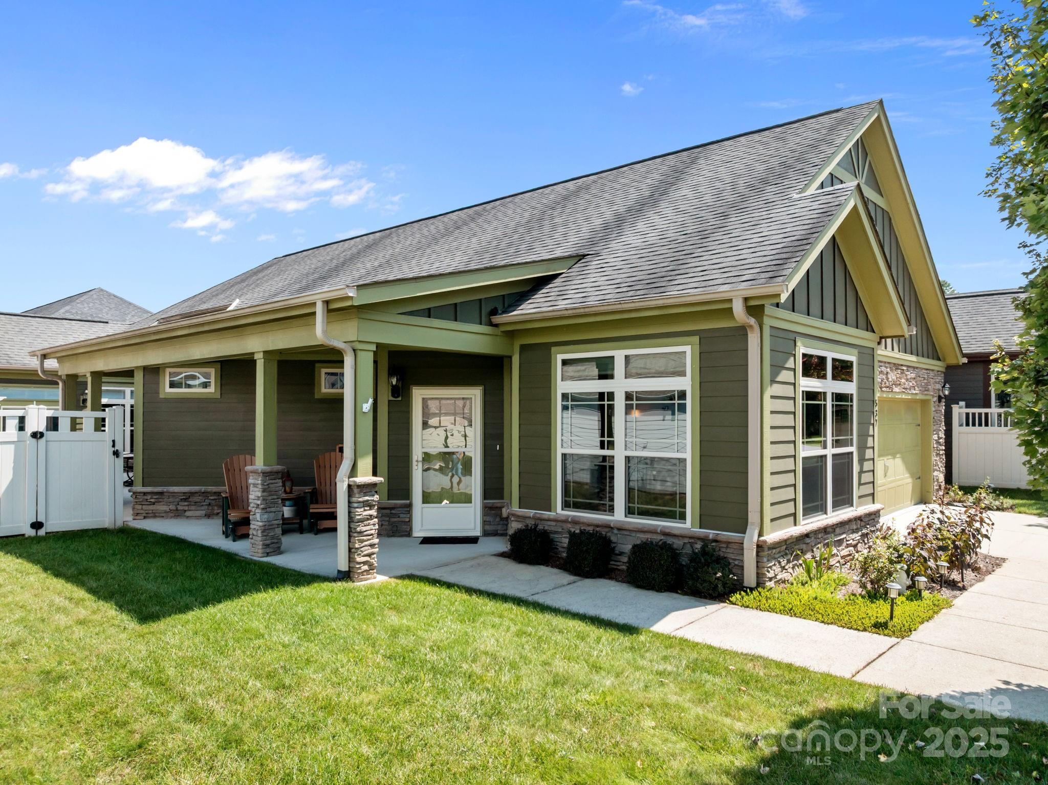 537 Summerfield Place