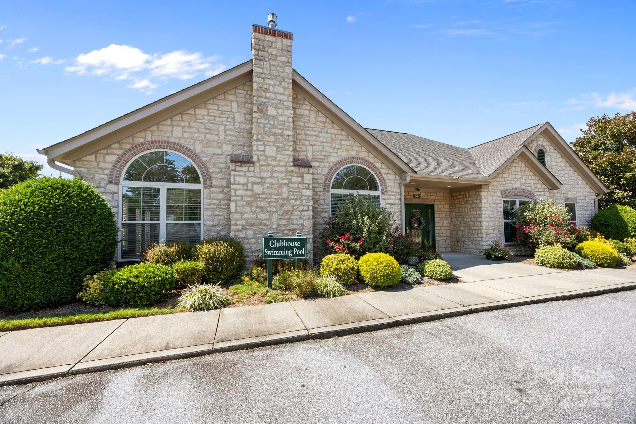 537 Summerfield Place