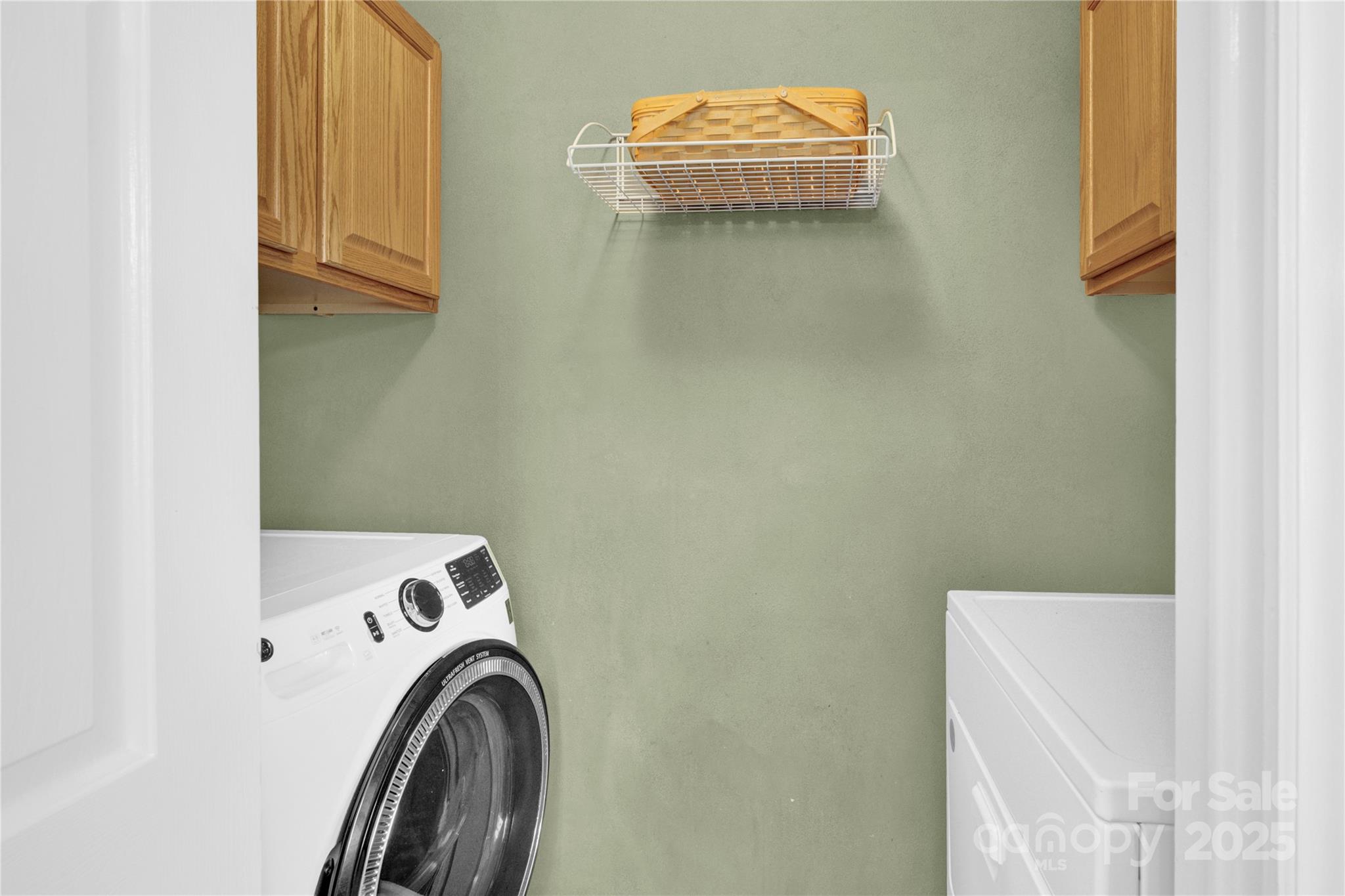 1807 Clear Hill Court