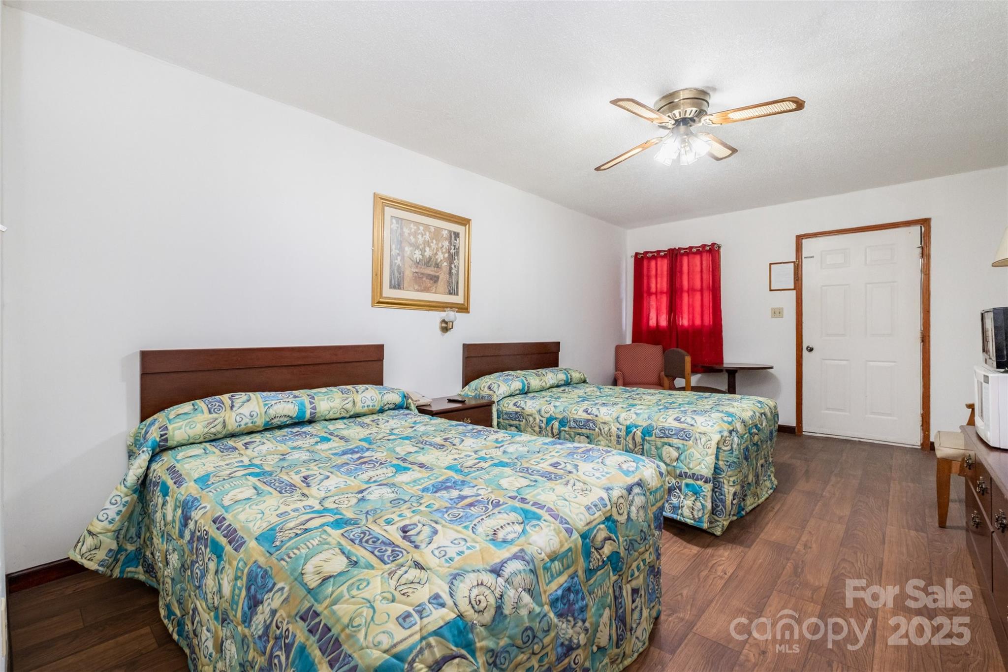 6834 Wilkinson Boulevard