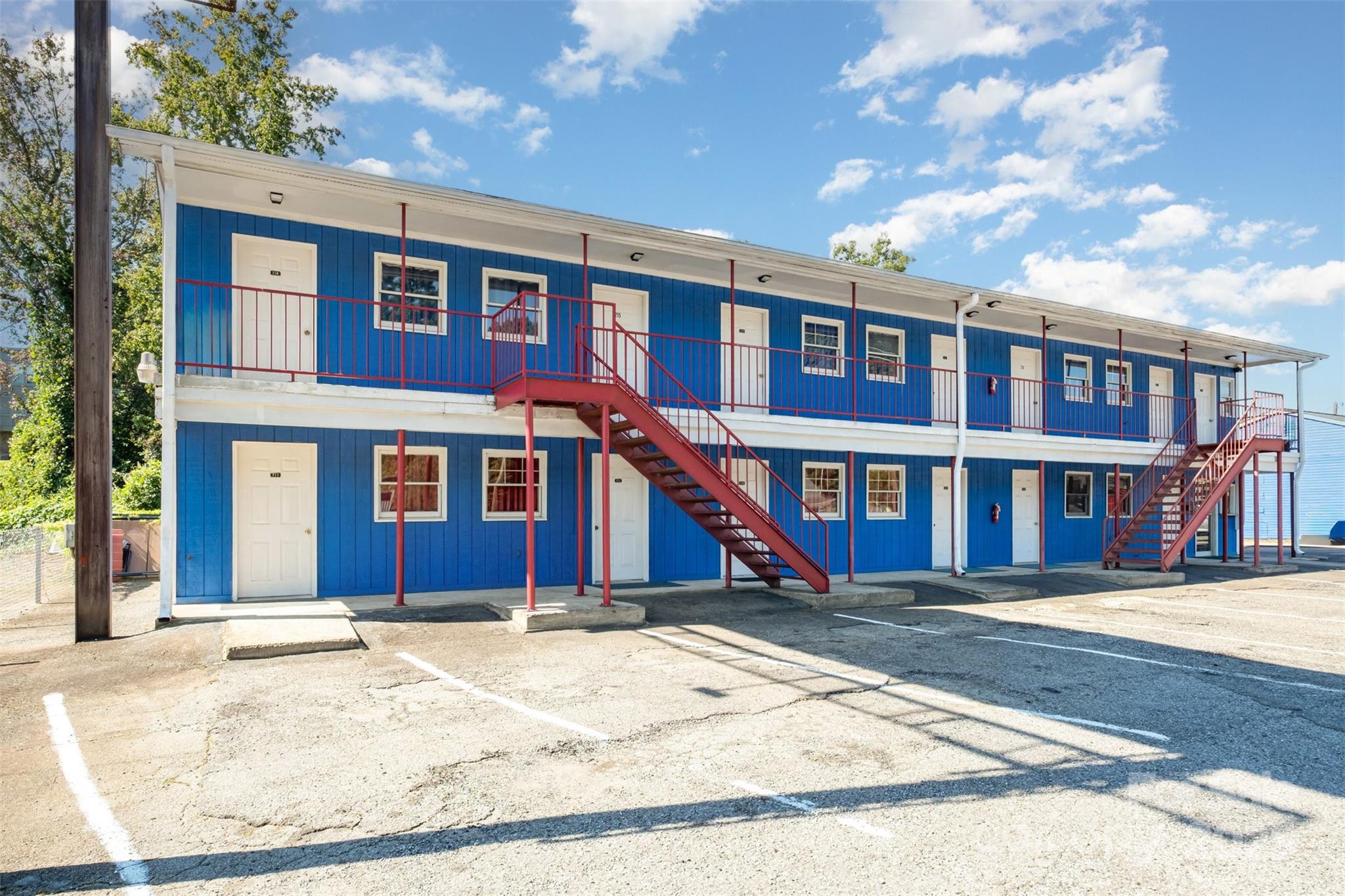 6834 Wilkinson Boulevard