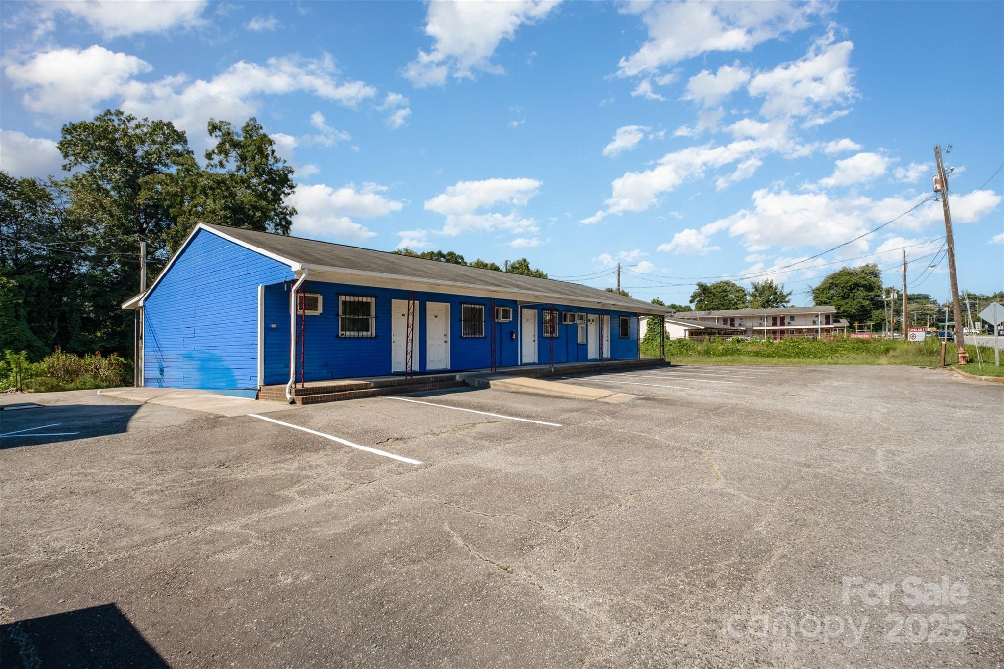 6834 Wilkinson Boulevard