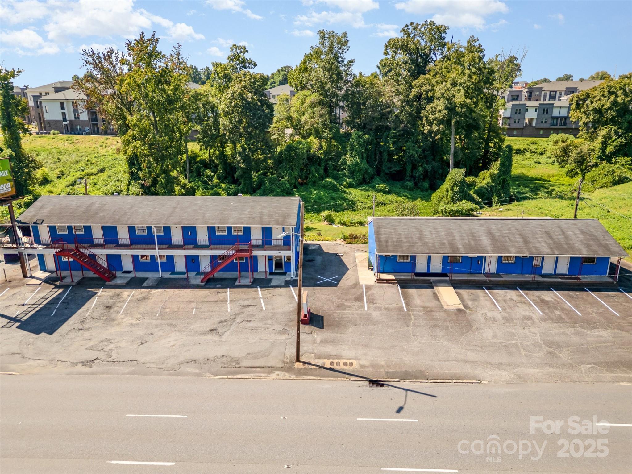 6834 Wilkinson Boulevard