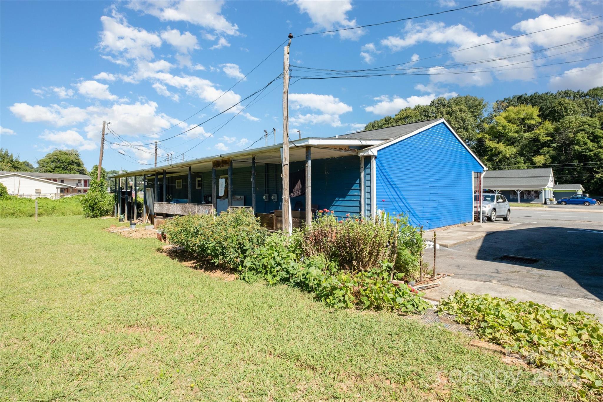 6834 Wilkinson Boulevard