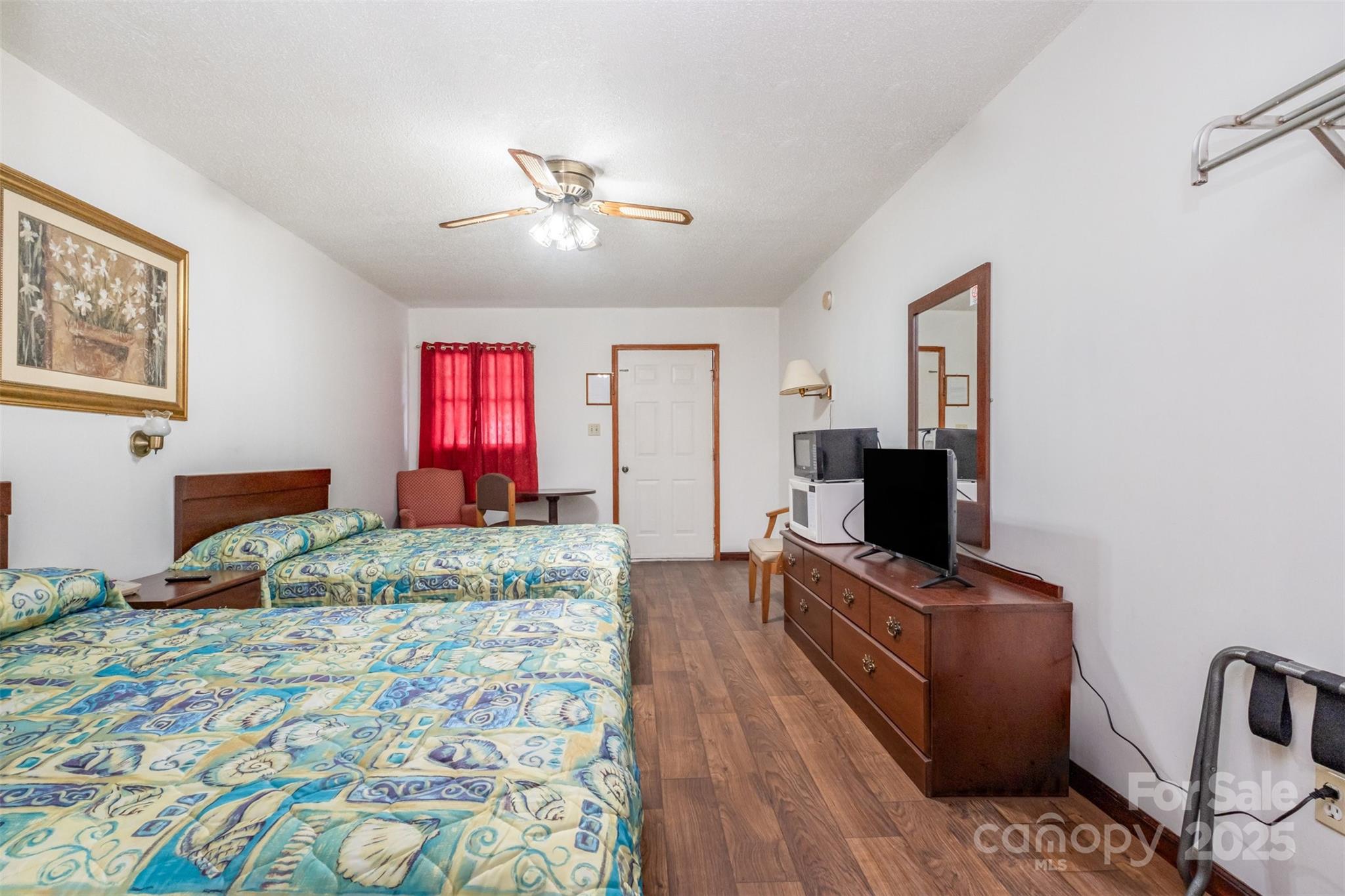 6834 Wilkinson Boulevard