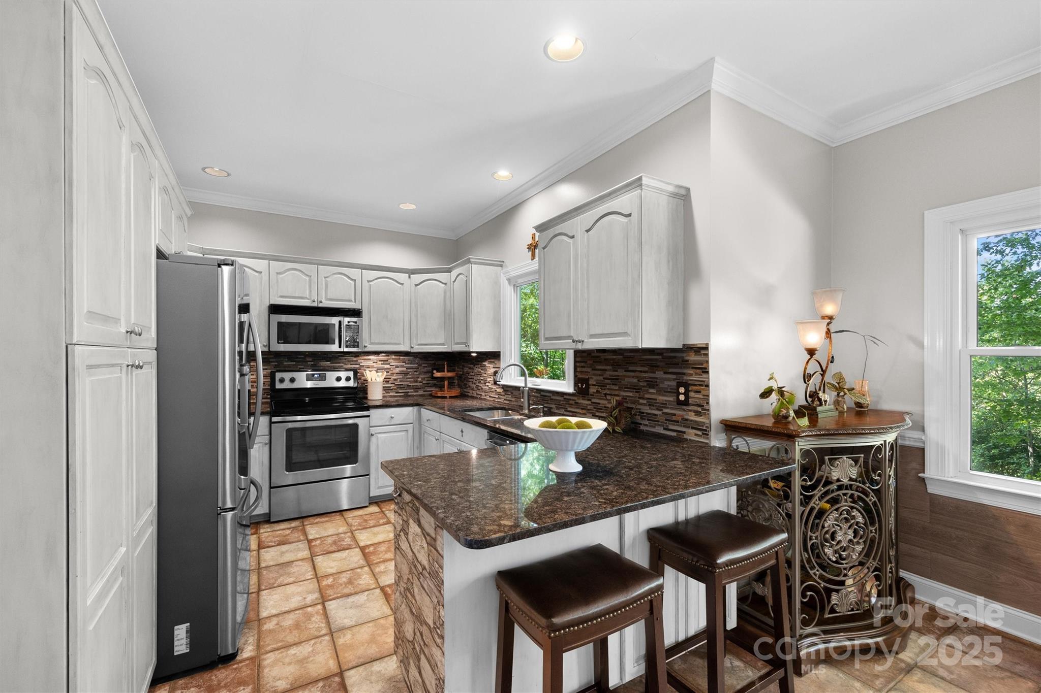 9001 Windjammer Drive