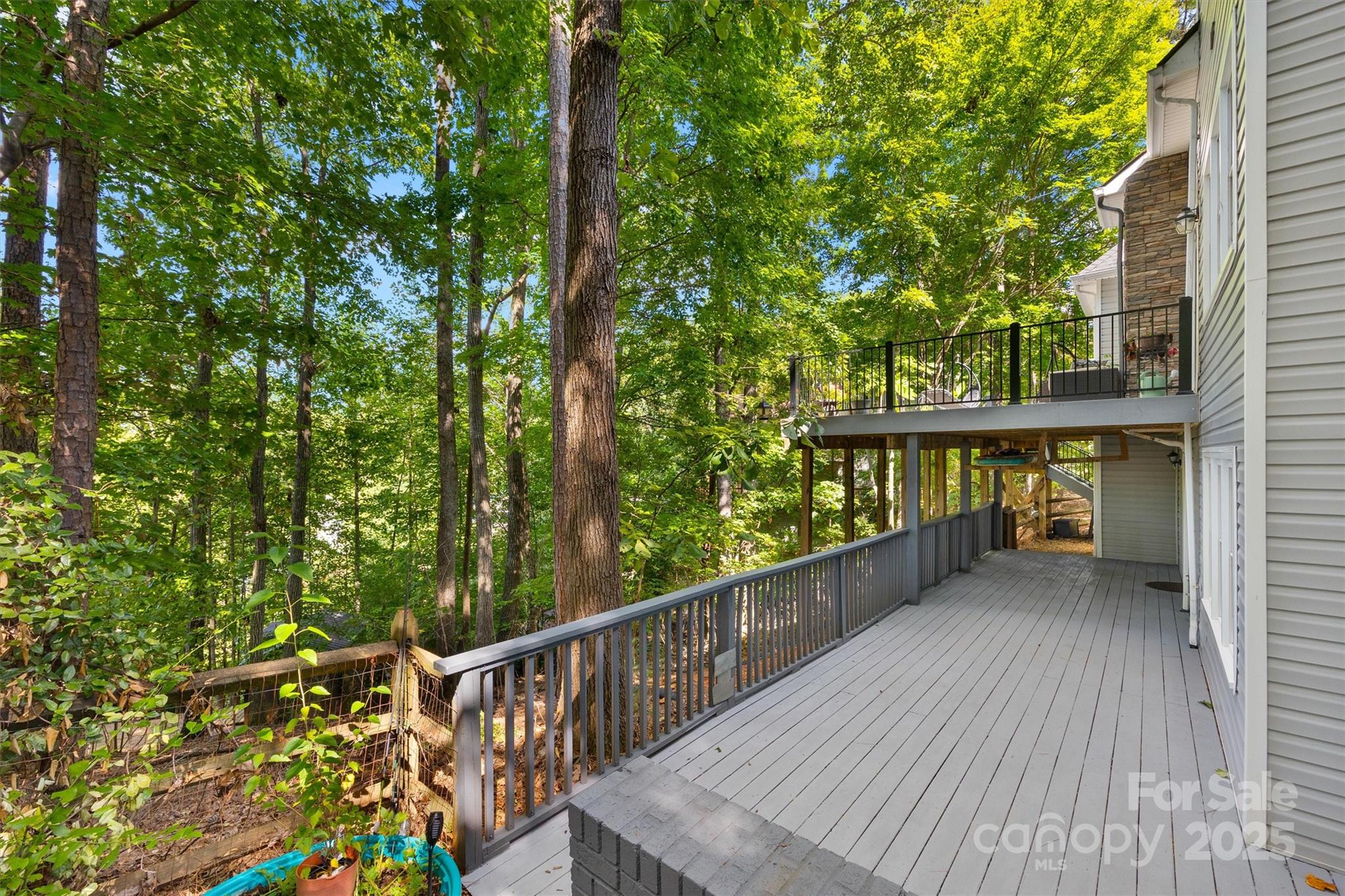 9001 Windjammer Drive