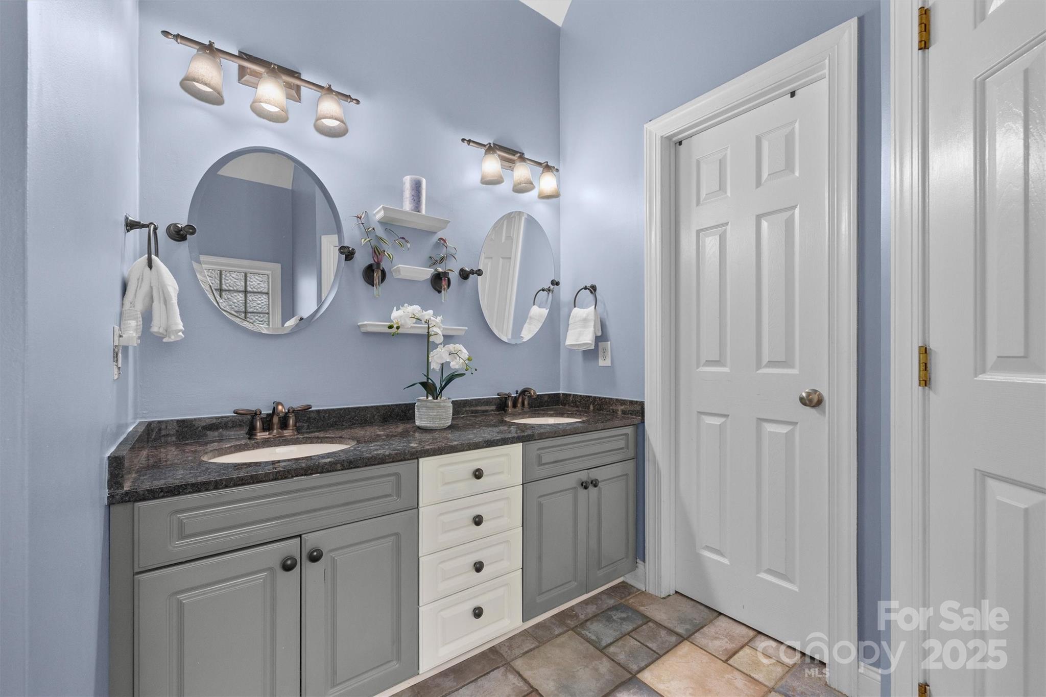 9001 Windjammer Drive