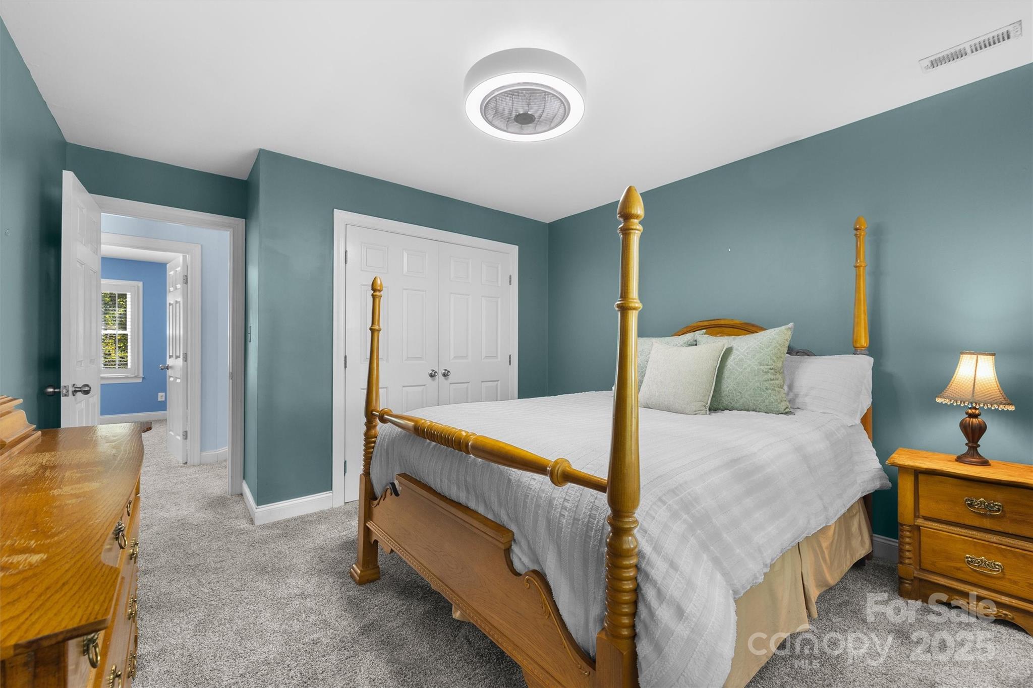 9001 Windjammer Drive