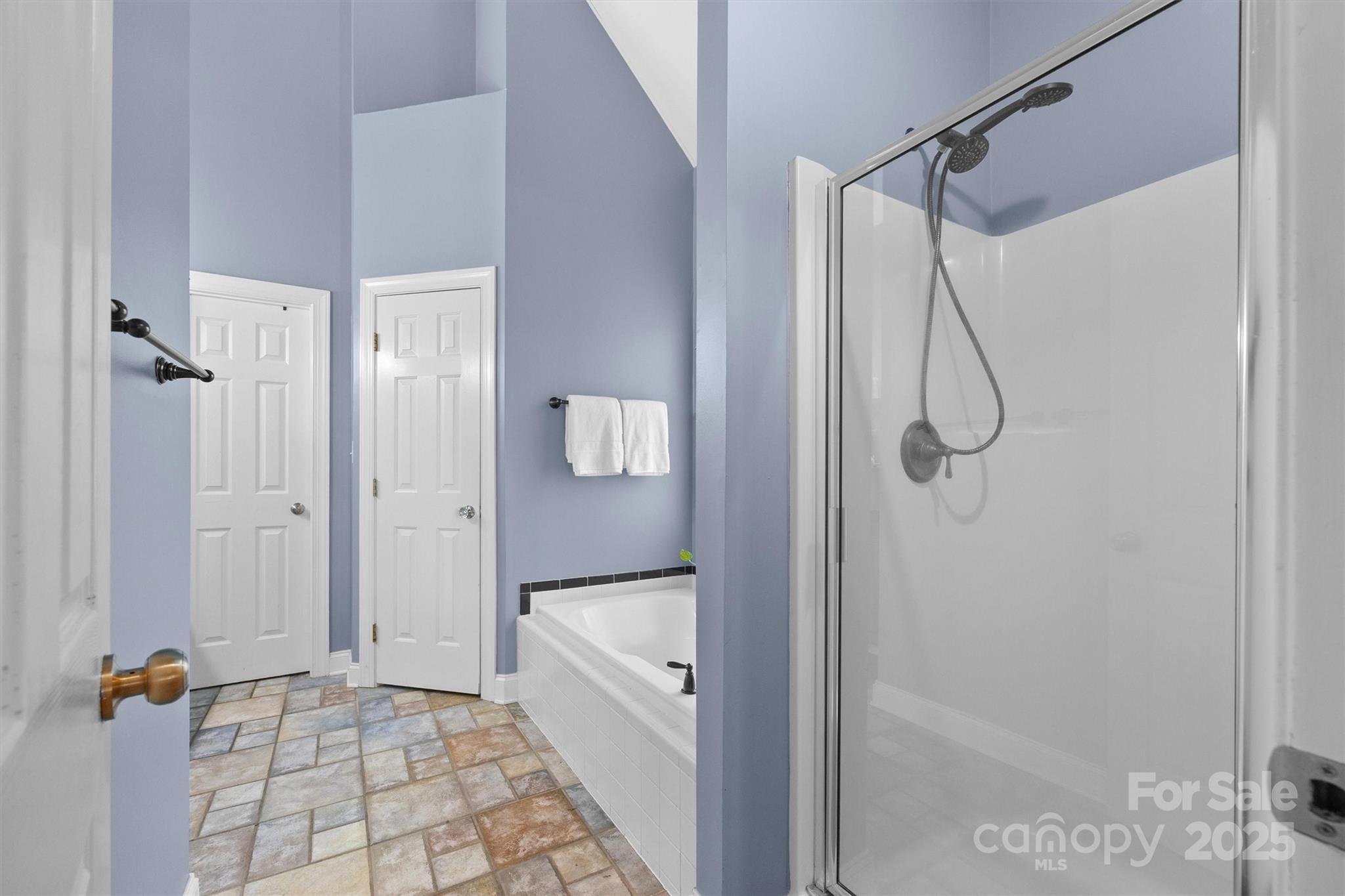 9001 Windjammer Drive