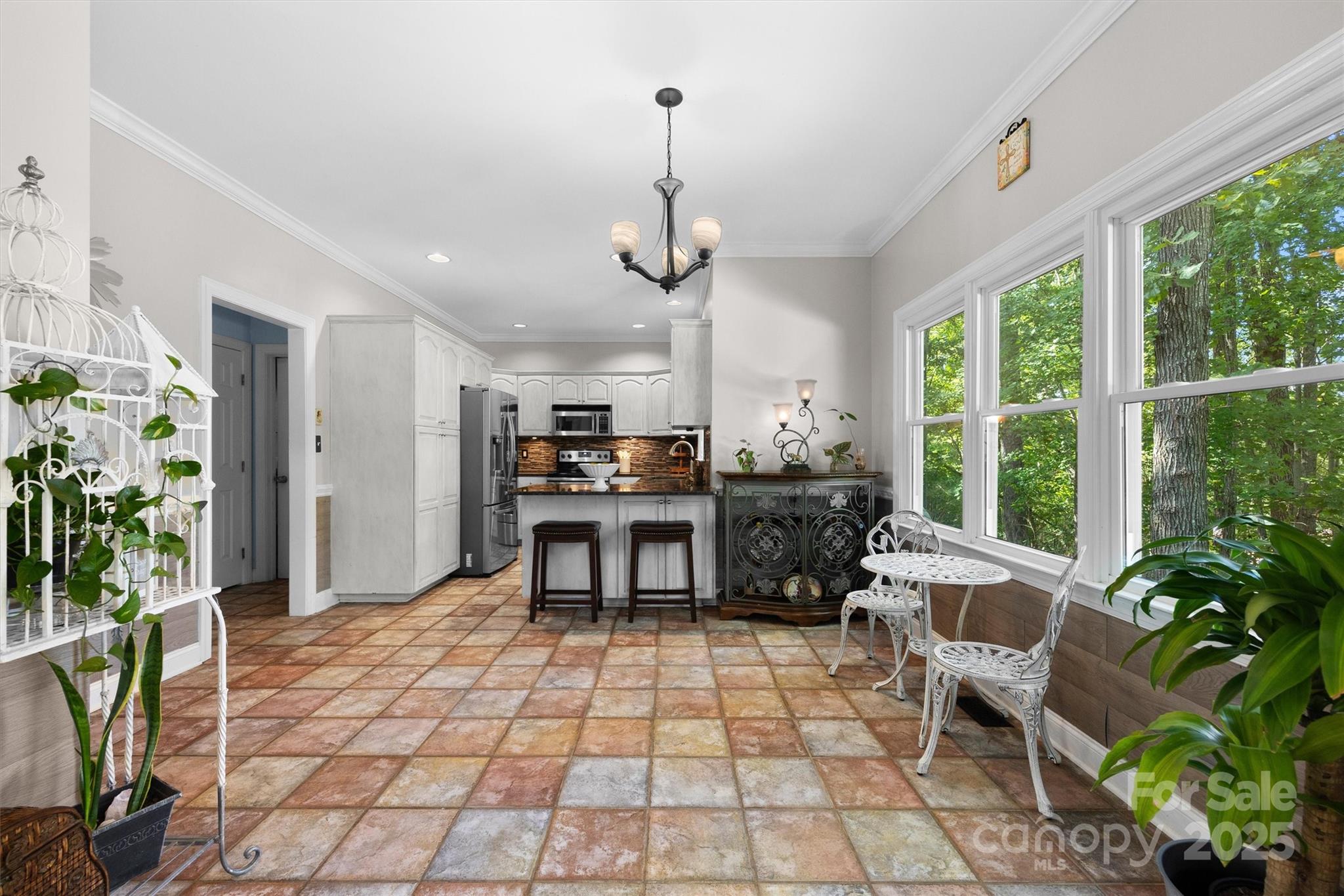 9001 Windjammer Drive