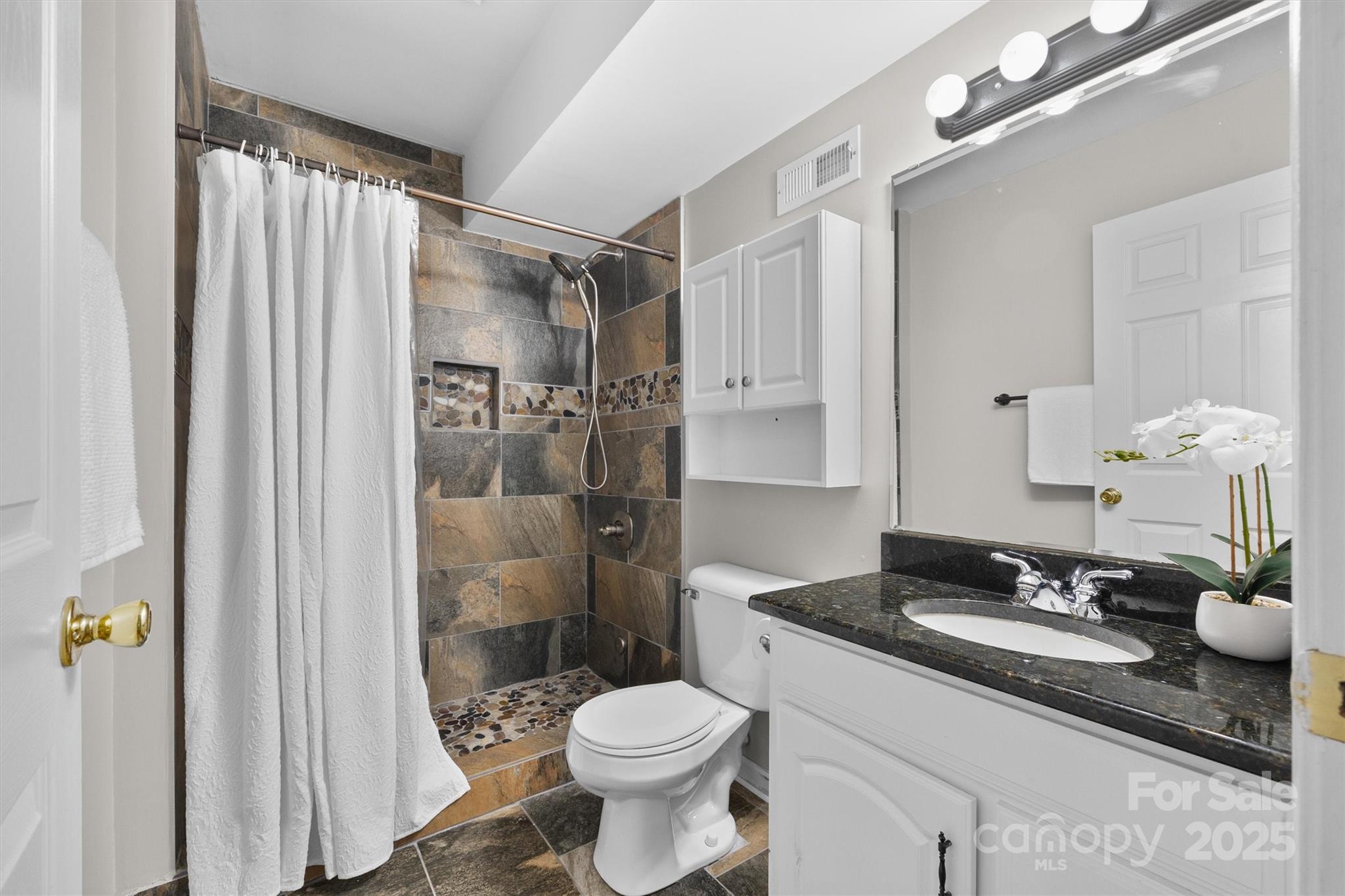 9001 Windjammer Drive