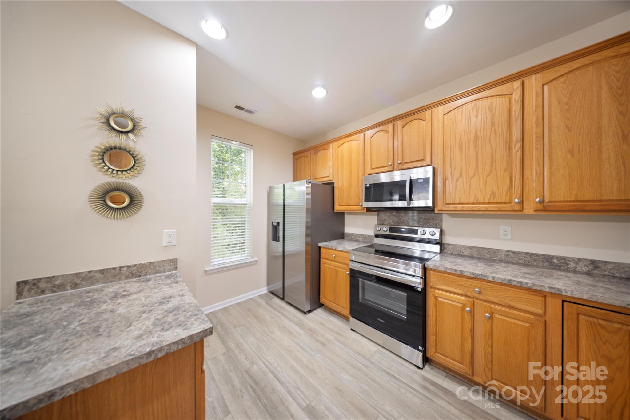 729 Torrey Pines Lane