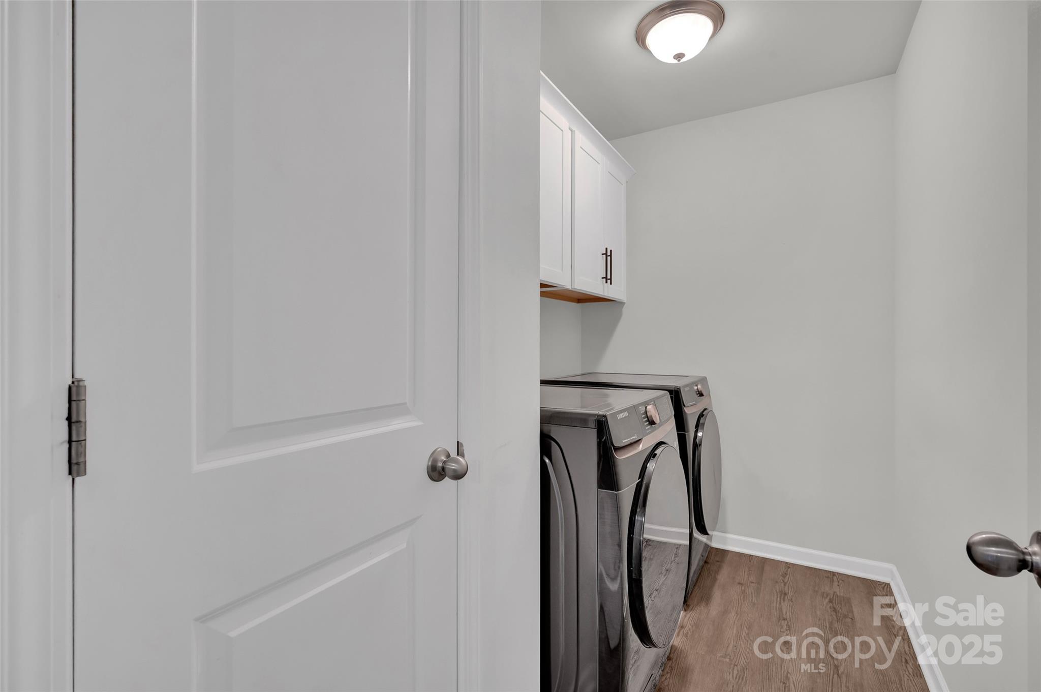 147 Kingsway Drive