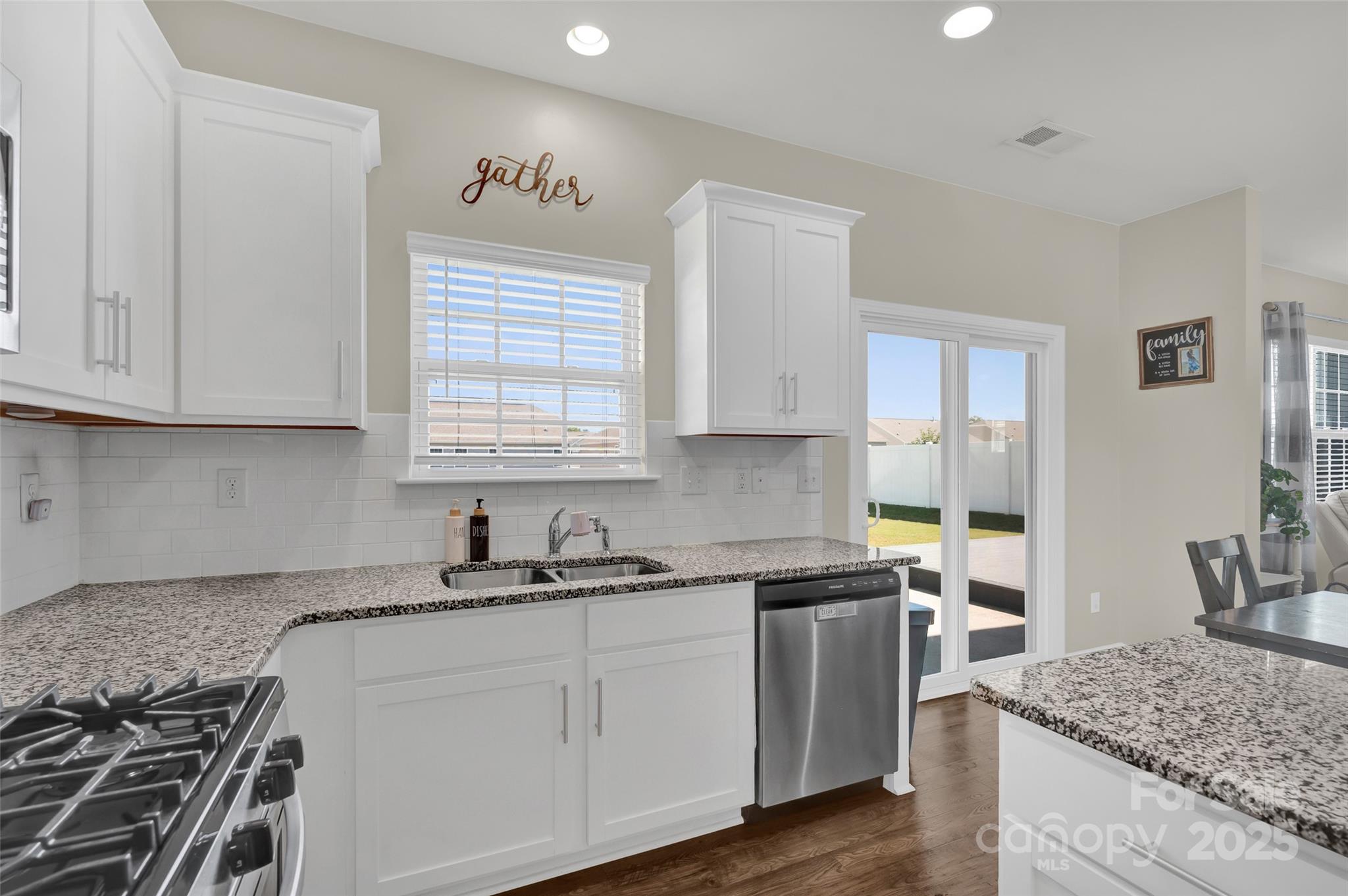 147 Kingsway Drive