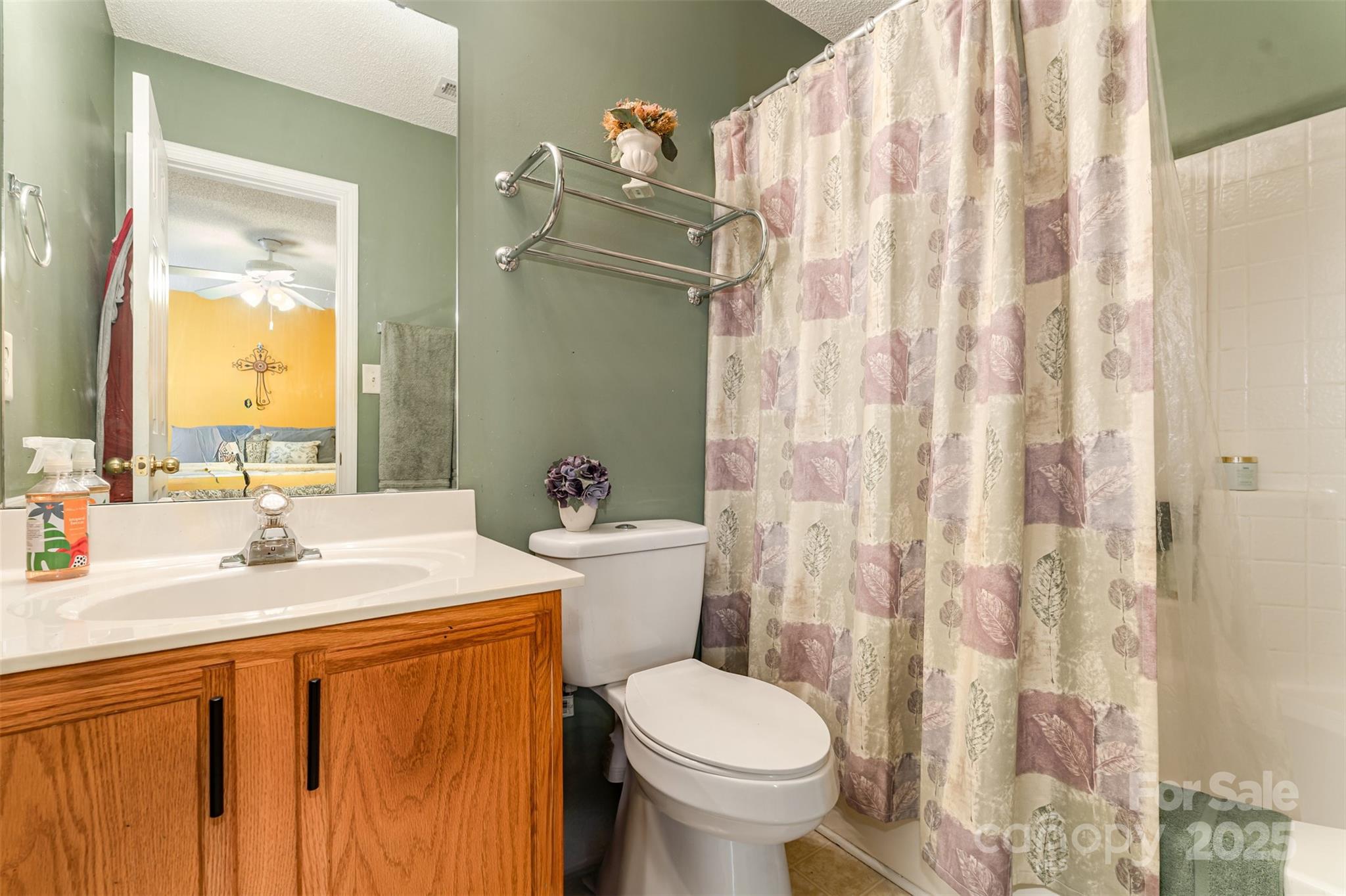3813 Old Wagon Road