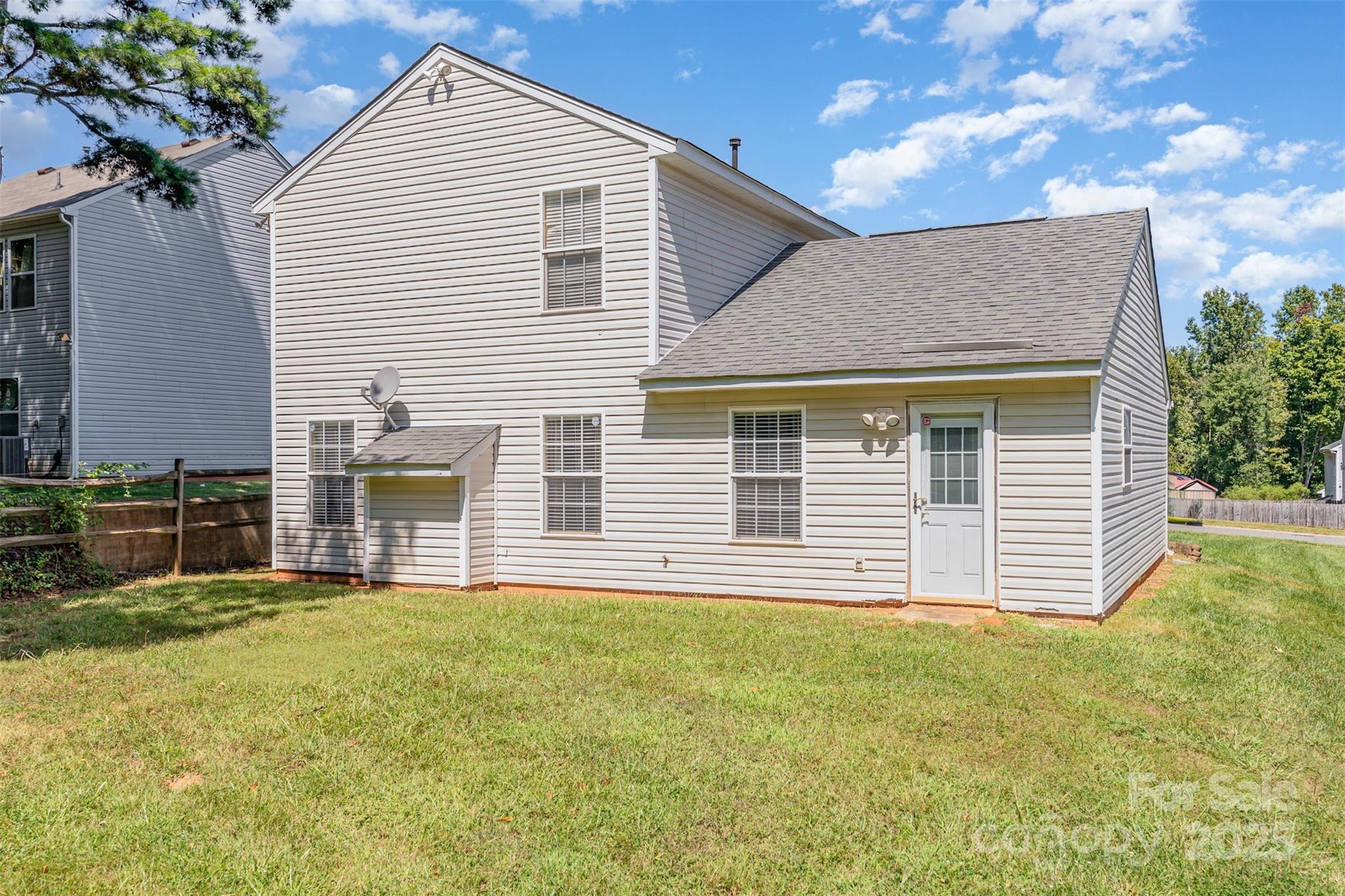 3813 Old Wagon Road