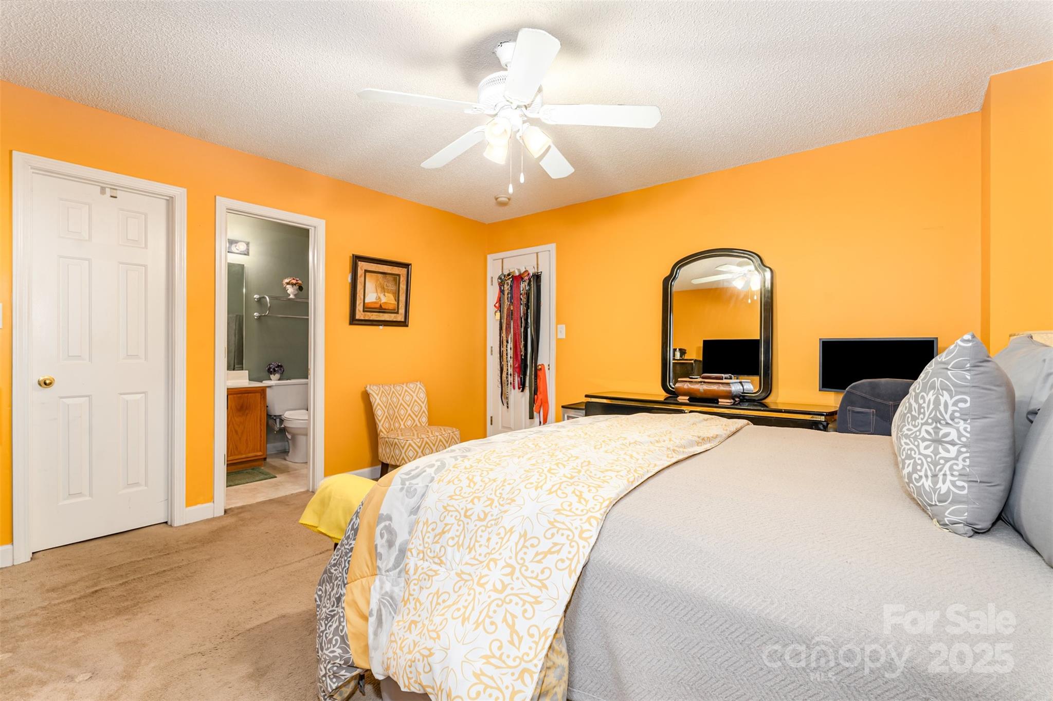 3813 Old Wagon Road