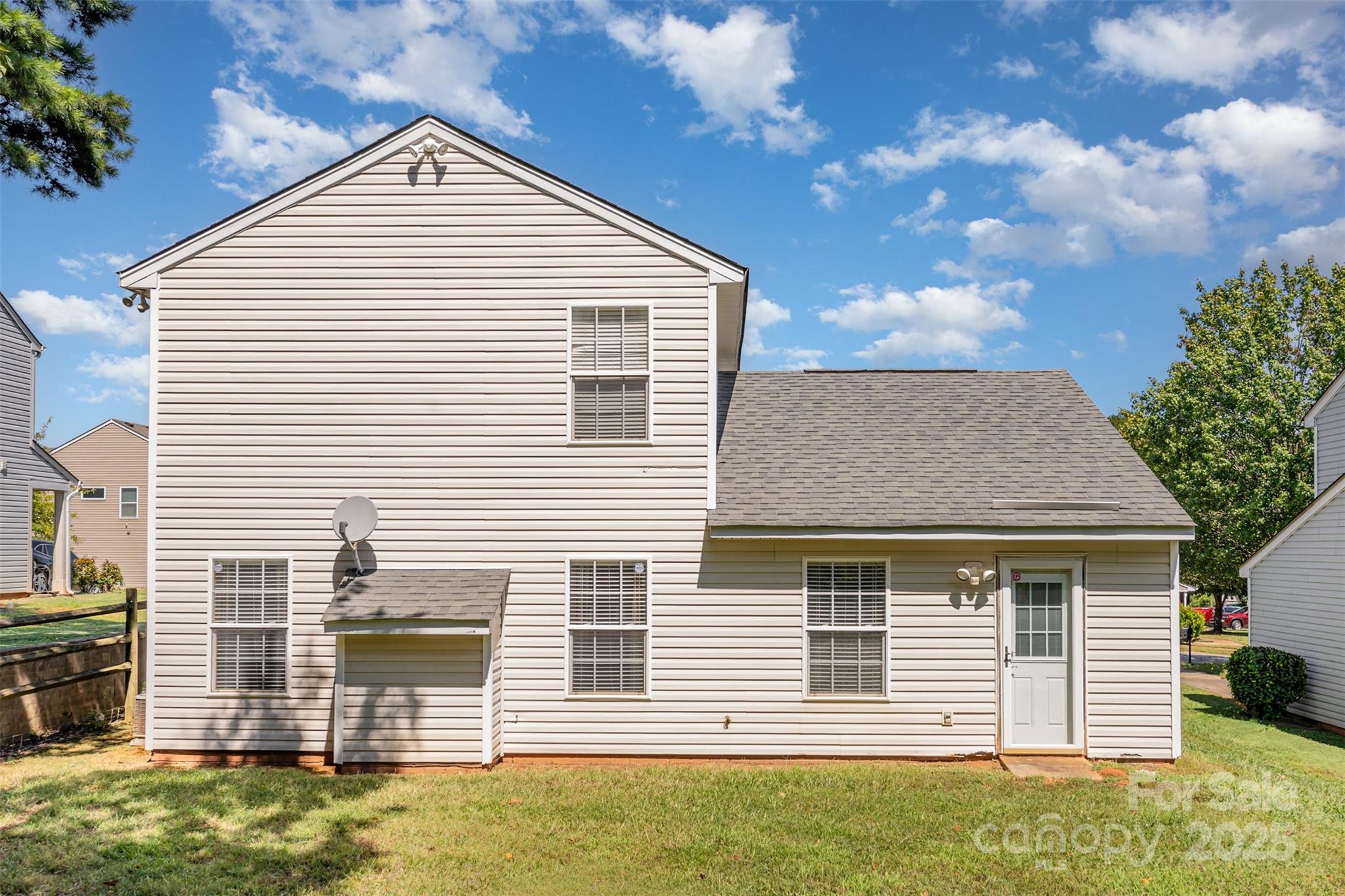 3813 Old Wagon Road