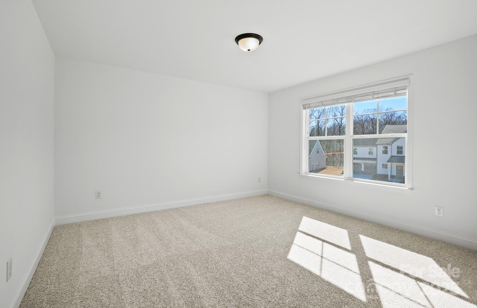 2144 Millennium Drive Unit: 95