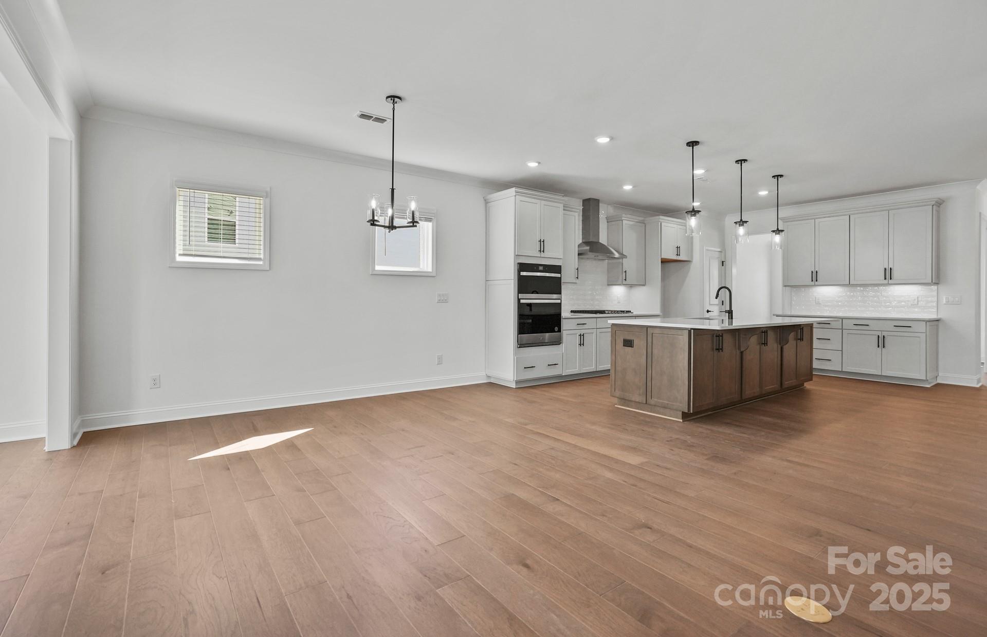 2144 Millennium Drive Unit: 95