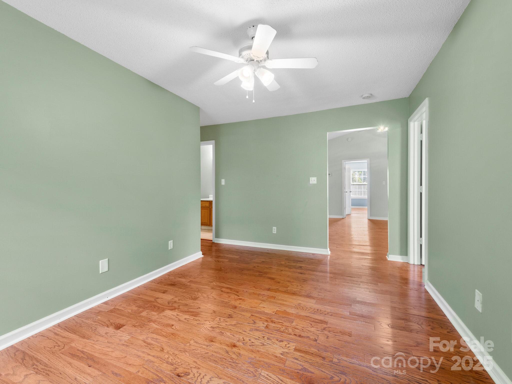 106 Graham Lane