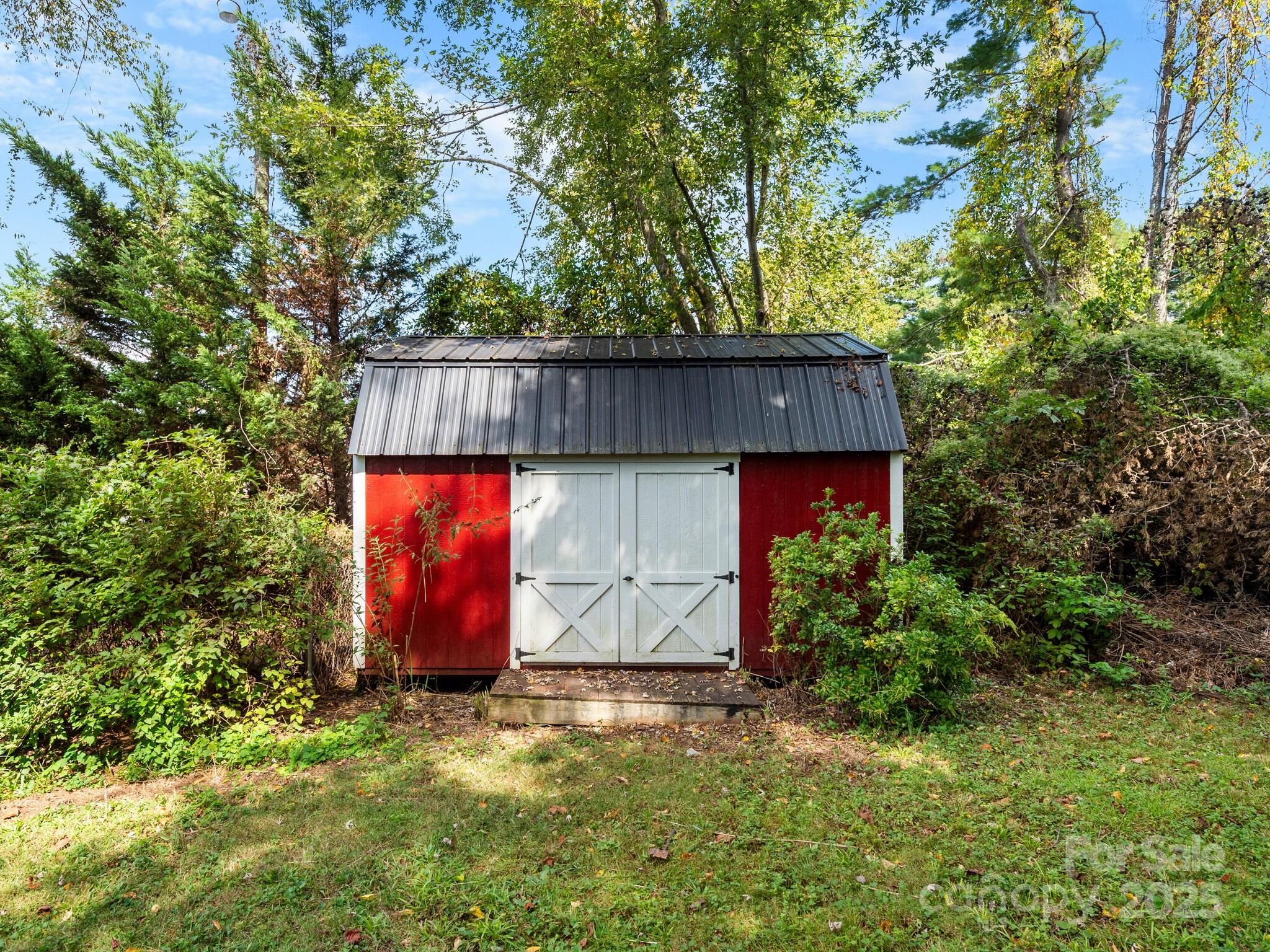 106 Graham Lane