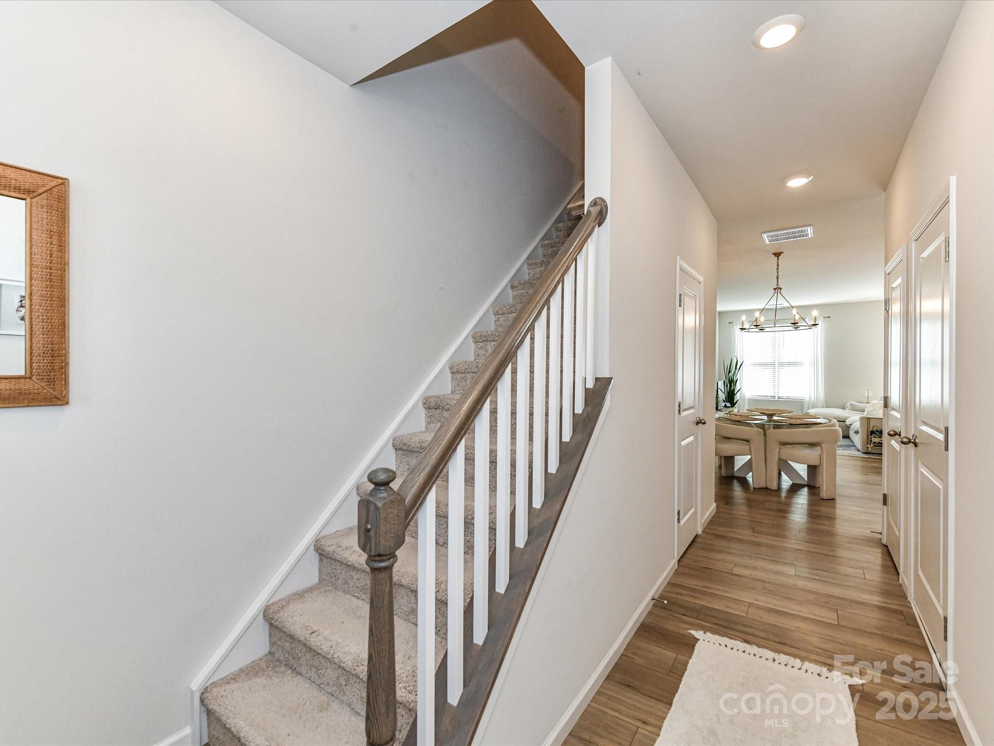 44 Woodsdale Place SE Unit: 9