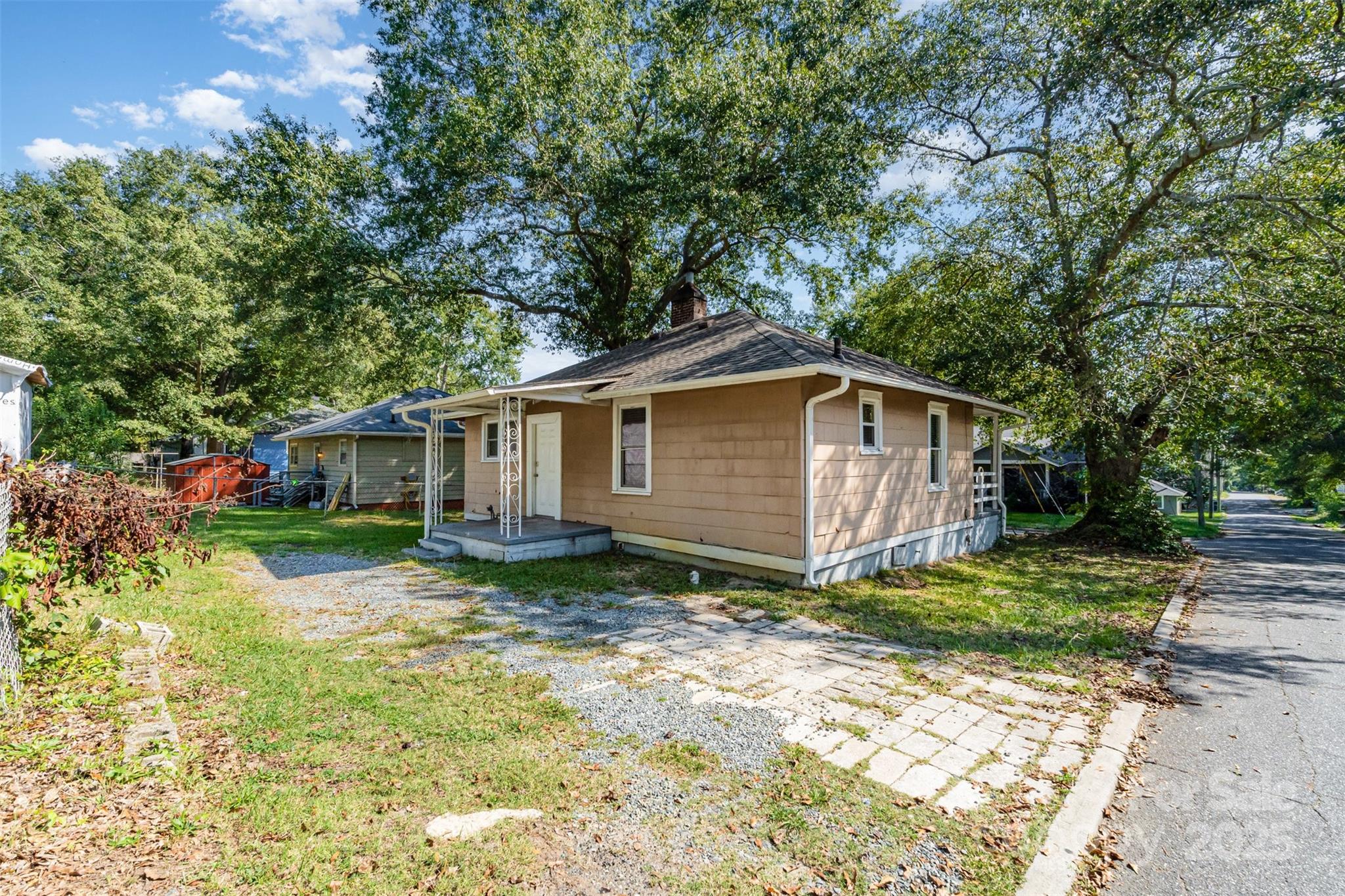 111 Dix Street