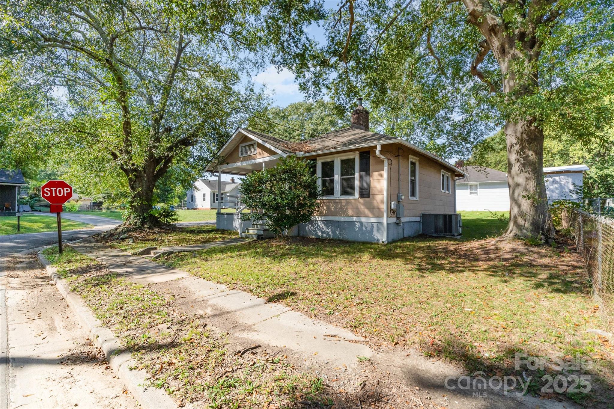 111 Dix Street