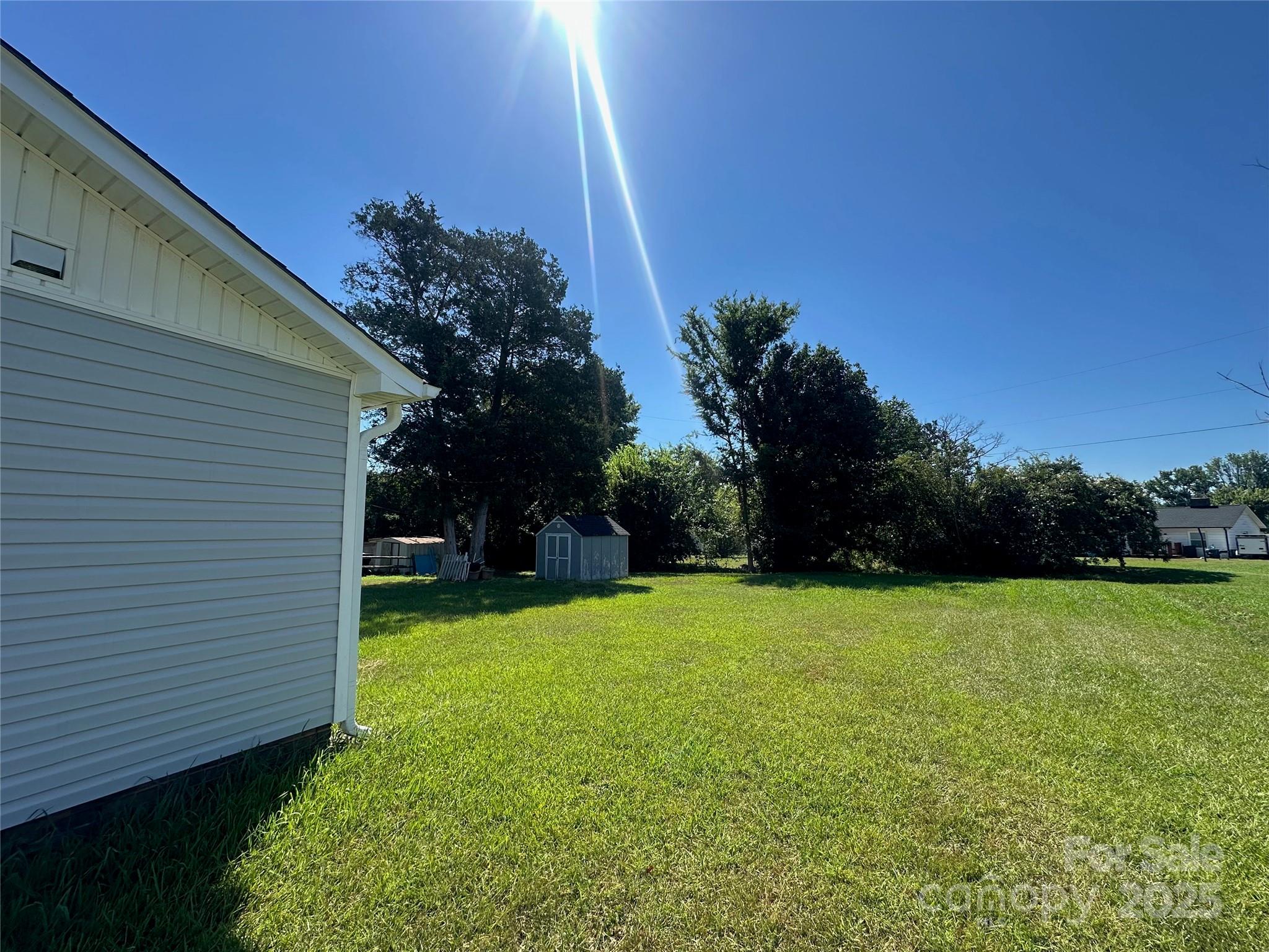 1148 Doris Circle