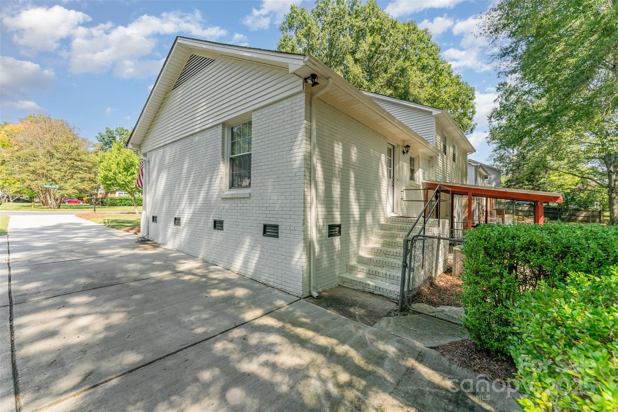 743 Pineborough Road
