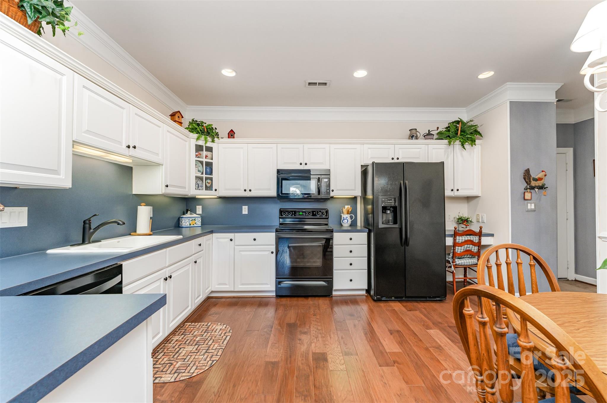 8189 Windsor Ridge Drive