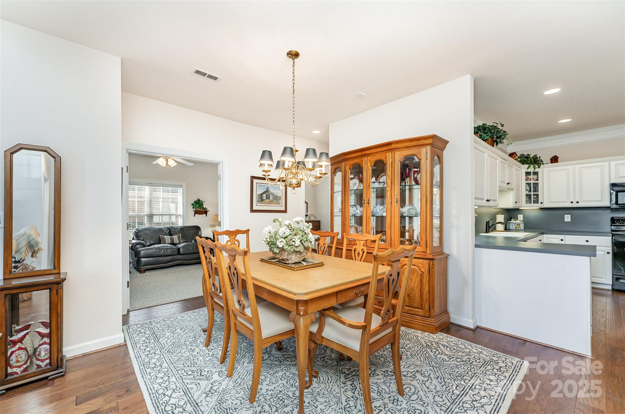 8189 Windsor Ridge Drive