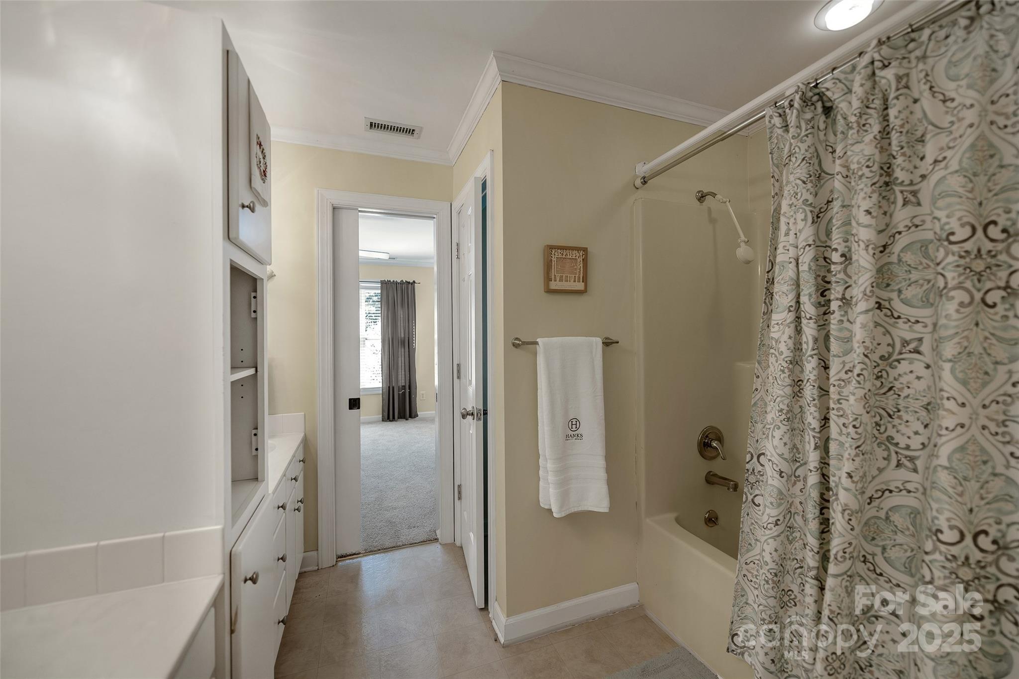 2769 Independence Way