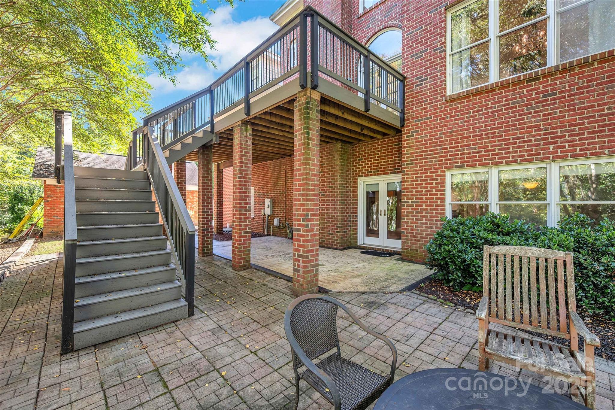 2769 Independence Way