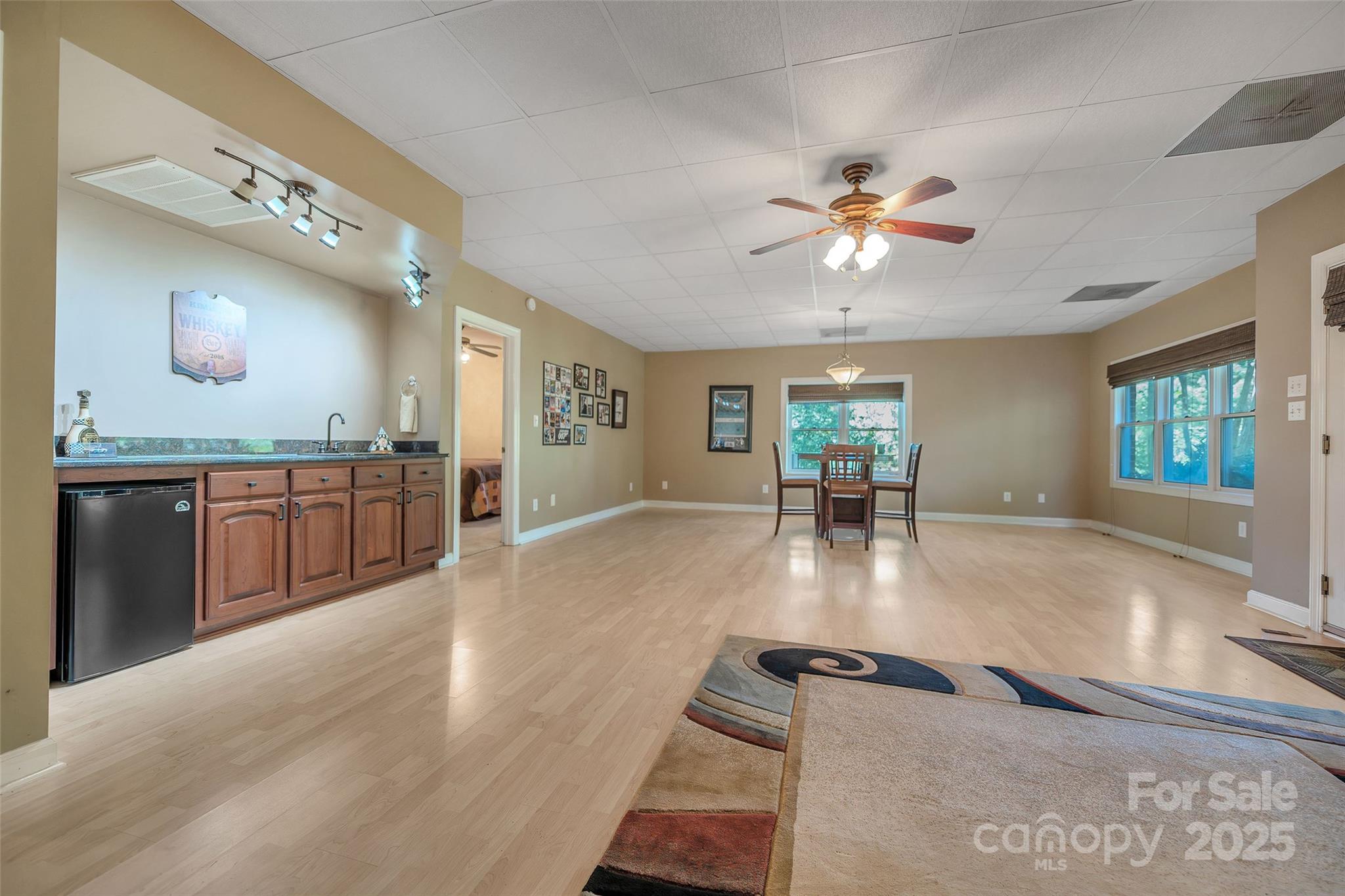 2769 Independence Way