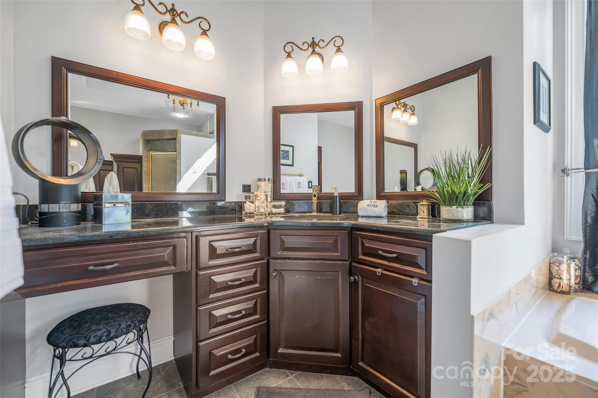 2769 Independence Way