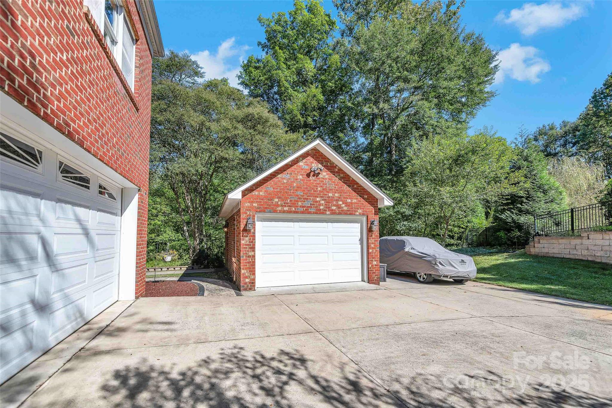 2769 Independence Way