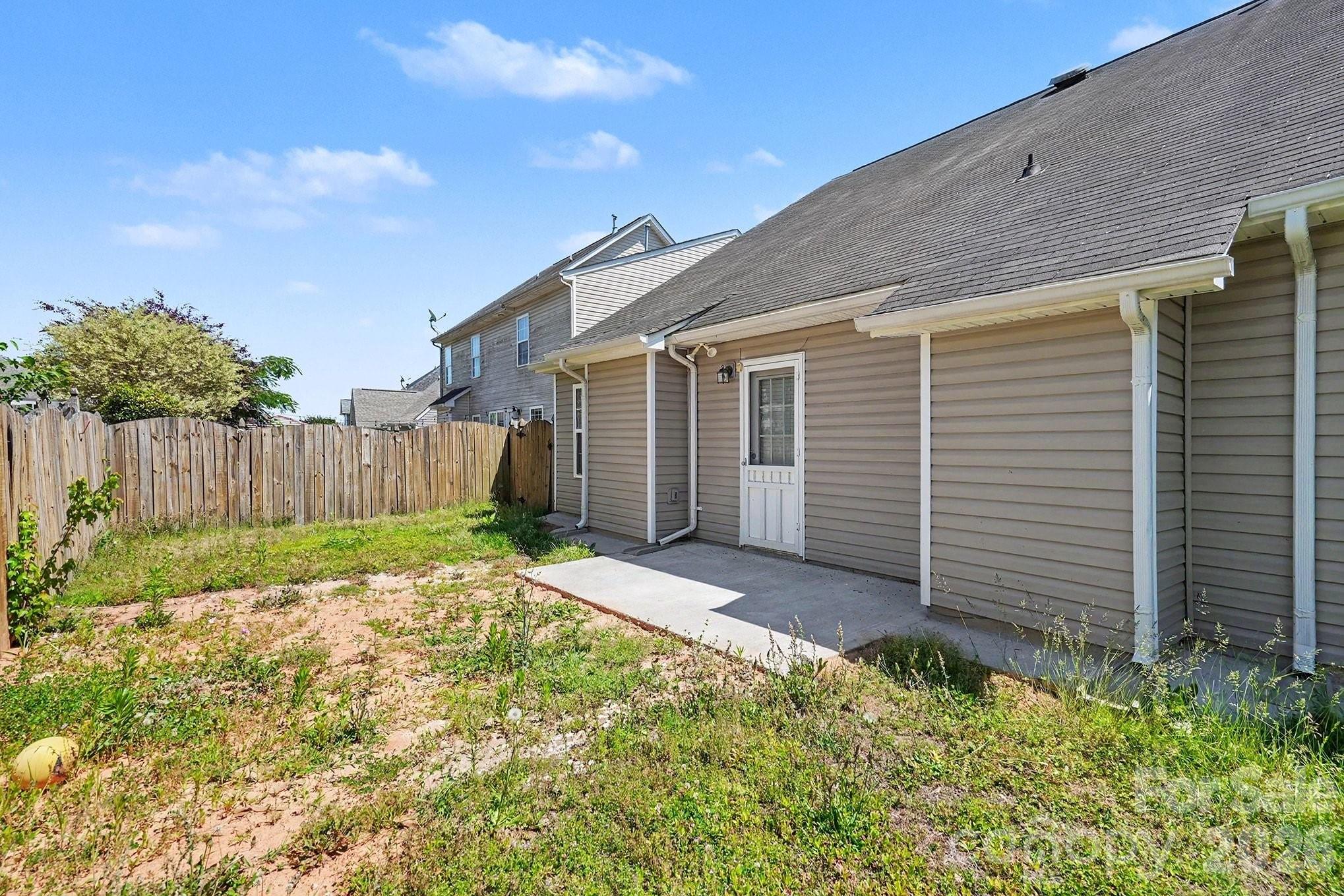 3056 Rocket Road