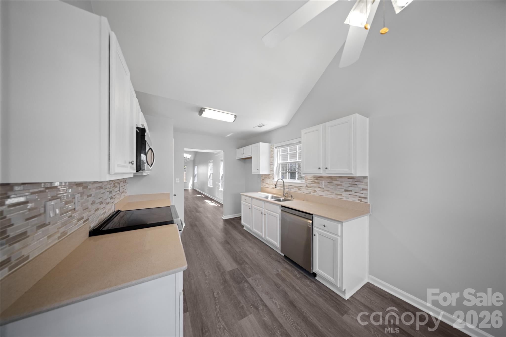 3056 Rocket Road