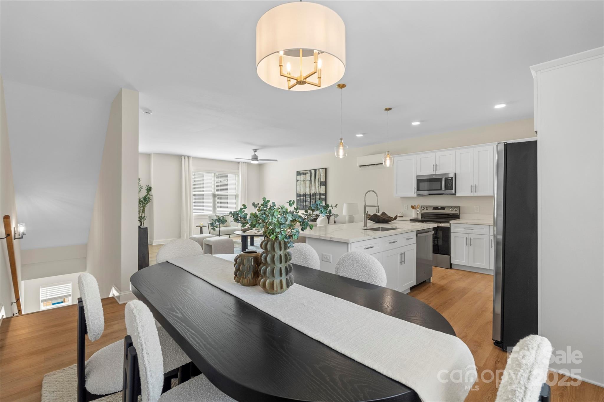 1116 Wonder Way